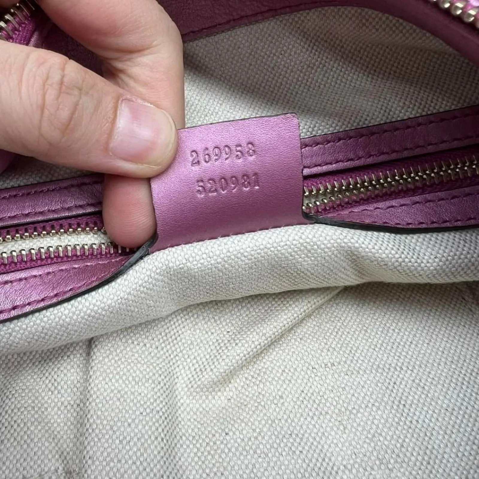 100% Authentic Gucci GG Bree Leather Tote Bag