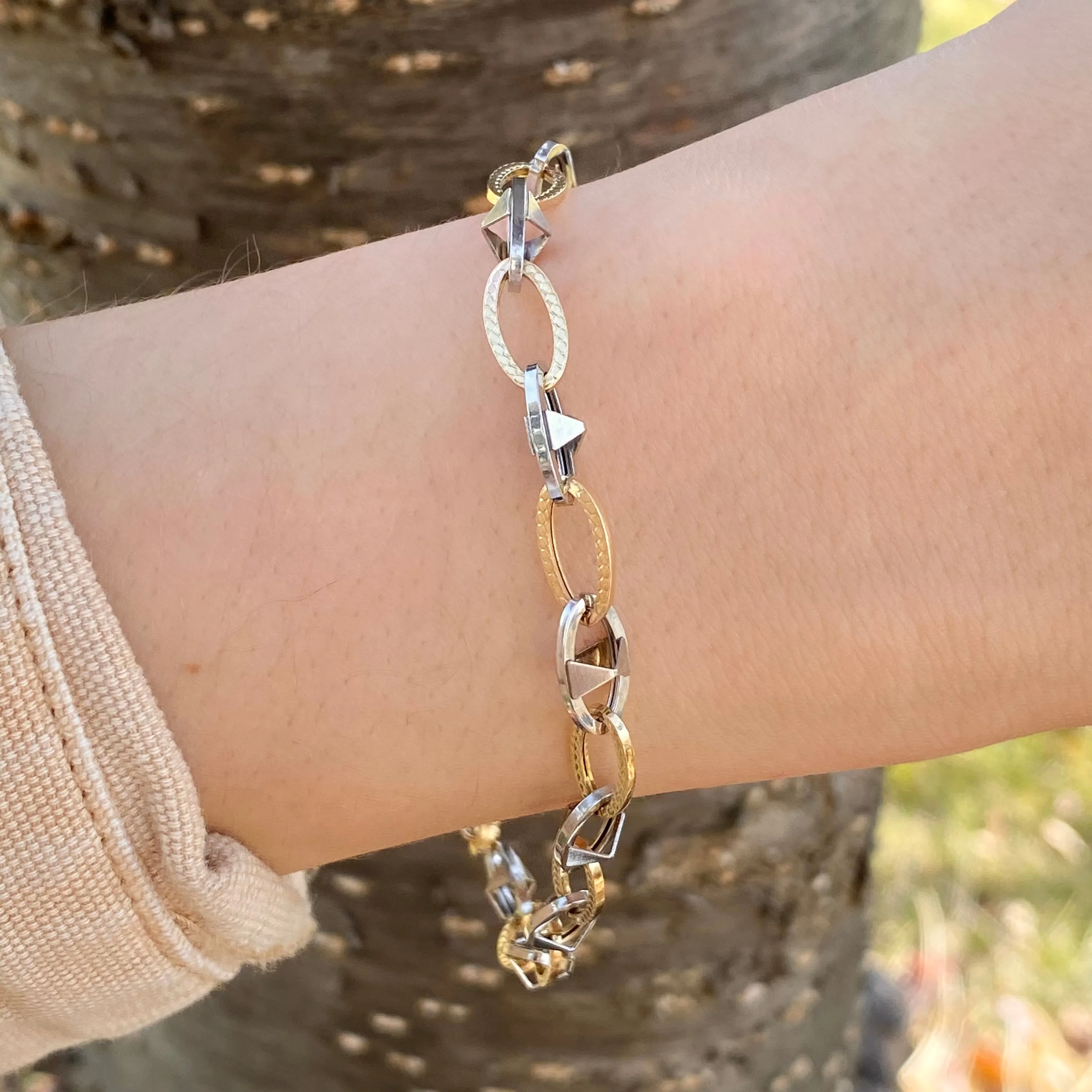 14KT White Gold   Yellow Gold Oval Link Bracelet