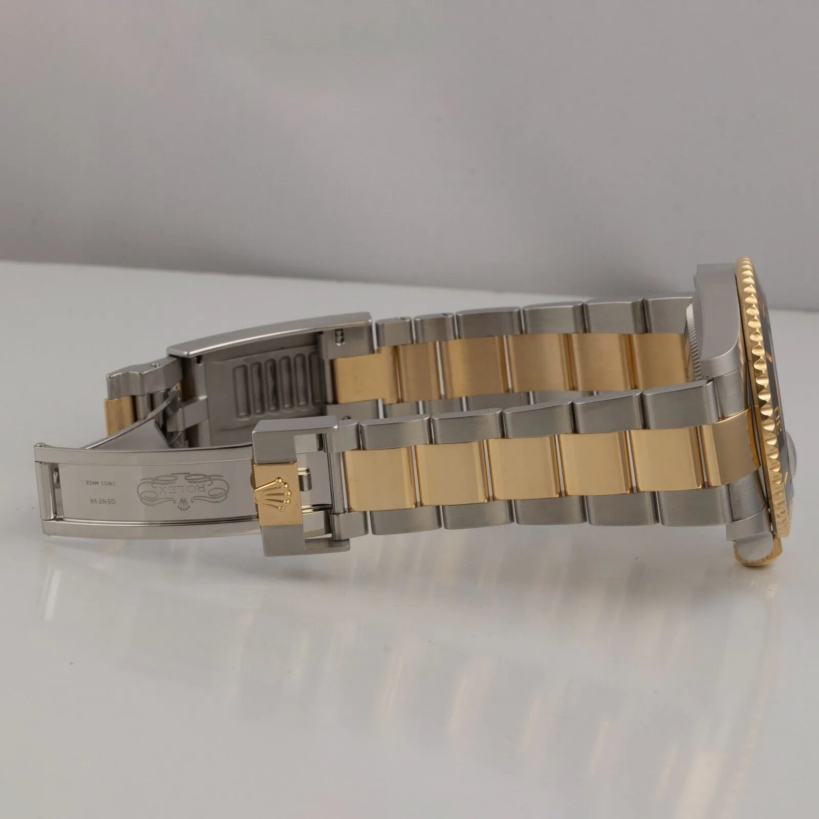 2021 Rolex Submariner 18k Gold & Stainless Steel Black 41mm 126613 LN BOX PAPERS