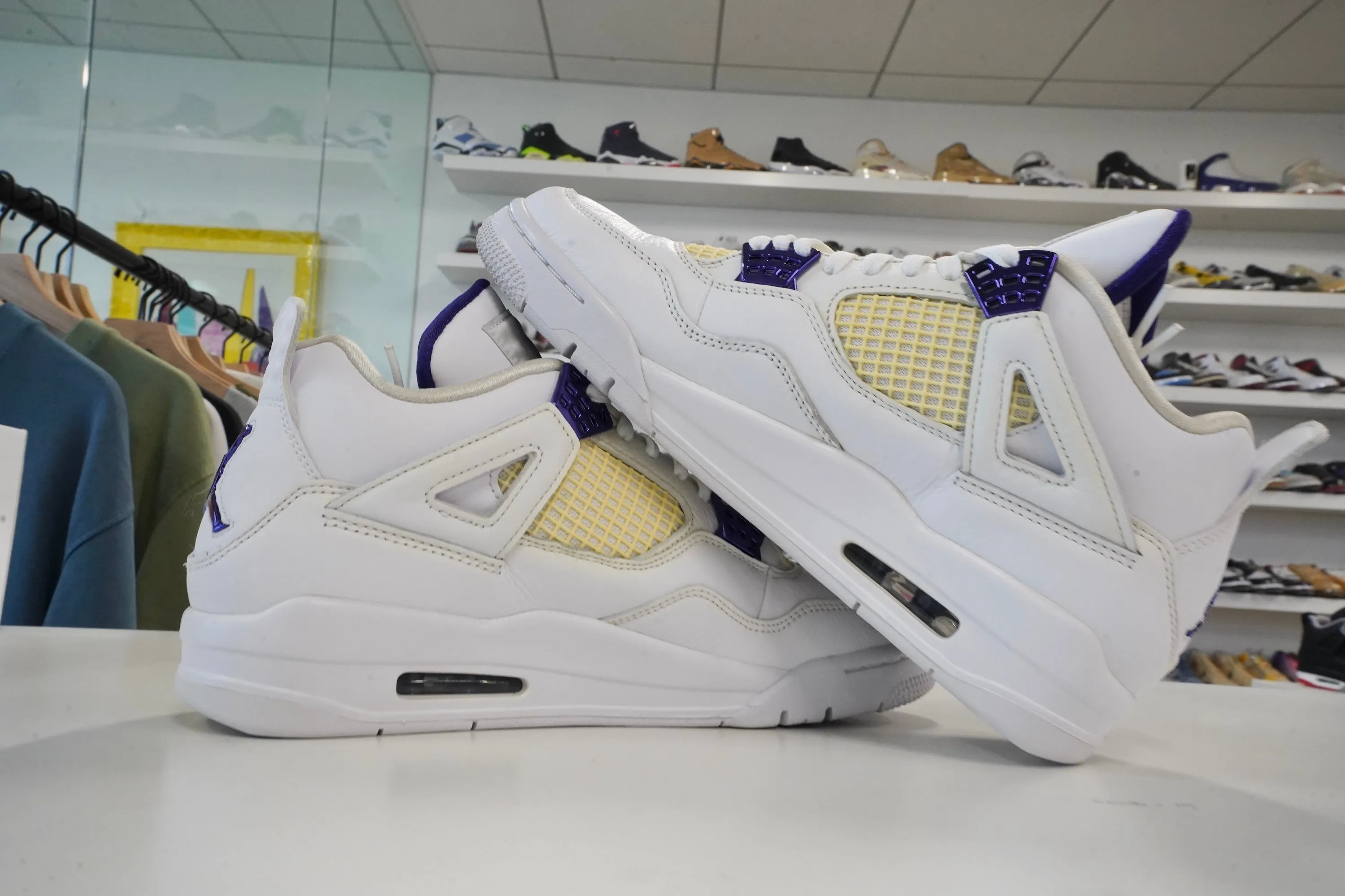 Air Jordan 4 Retro Metallic Purple
