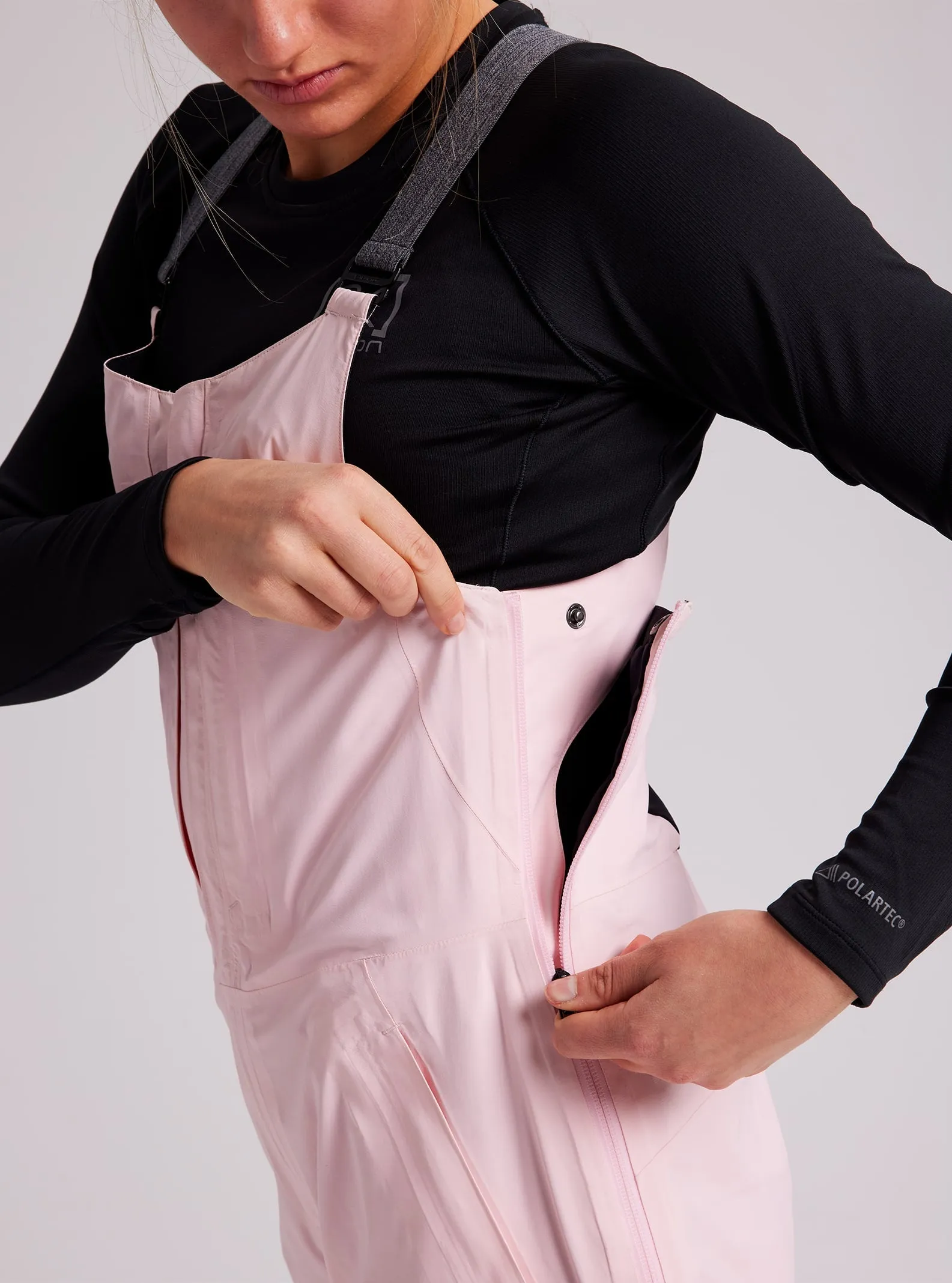 [ak] GORE-TEX 2L Kimmy Bib Snowboard Pant 2022