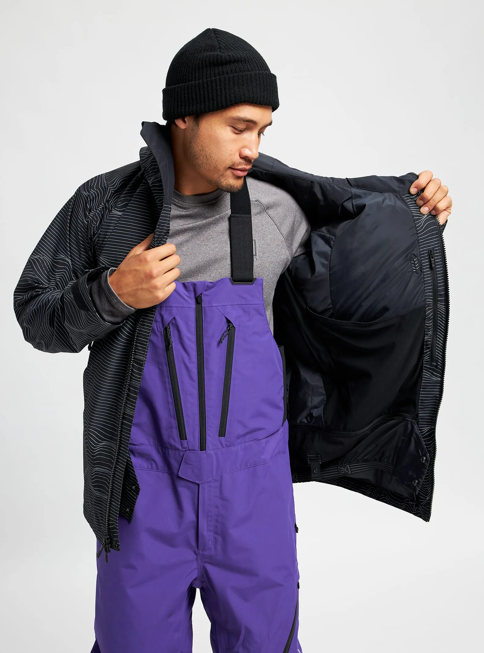 [ak] GORE-TEX Cyclic Snowboard Jacket 2022