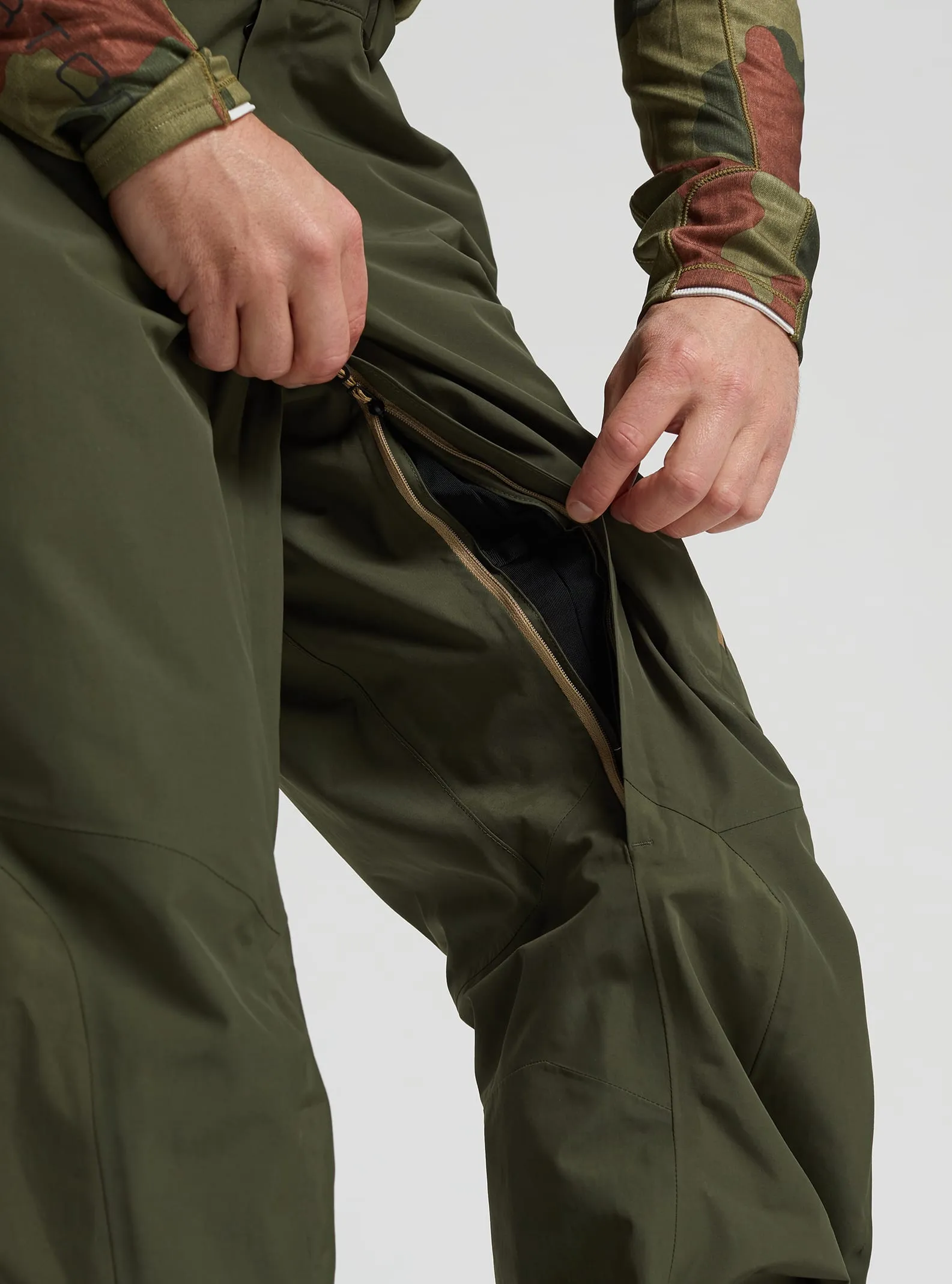 [ak] GORE-TEX Cyclic Snowboard Pant 2022