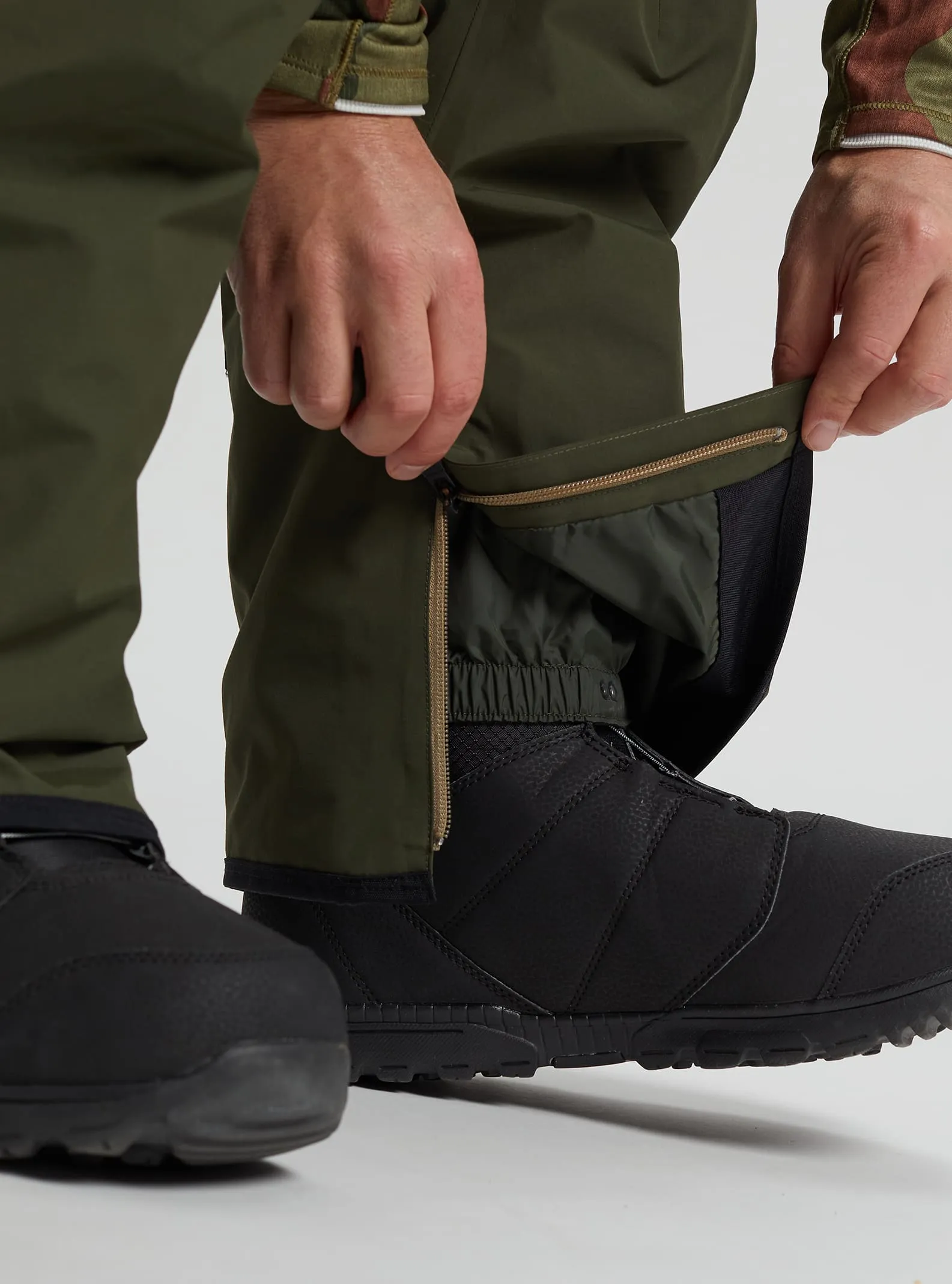 [ak] GORE-TEX Cyclic Snowboard Pant 2022