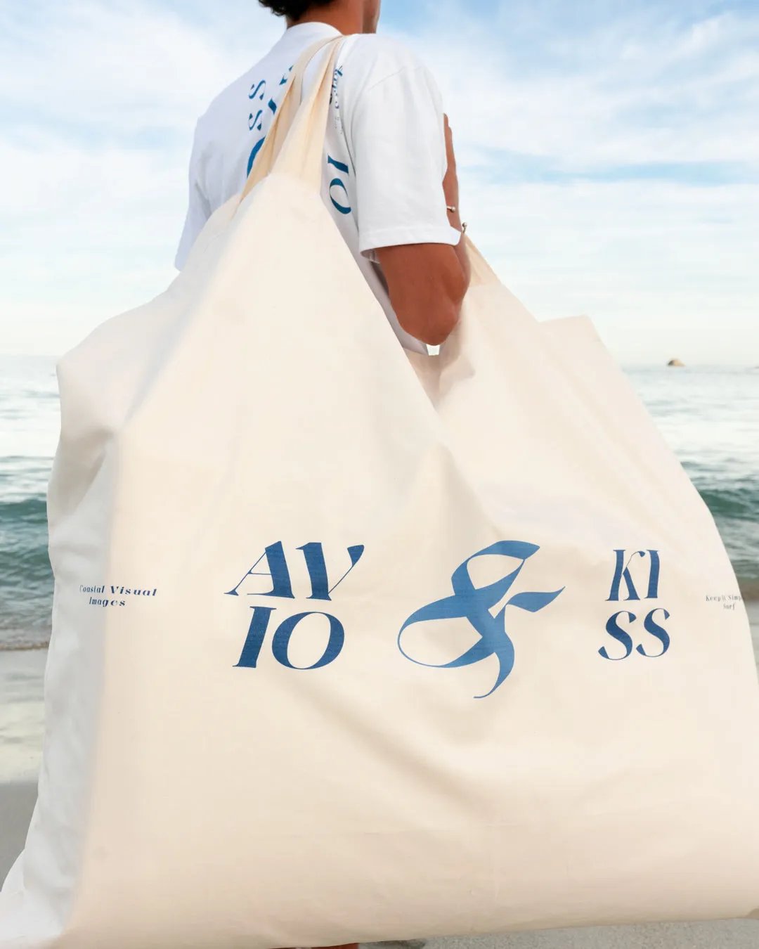 AVIO & KISS Tote Bag