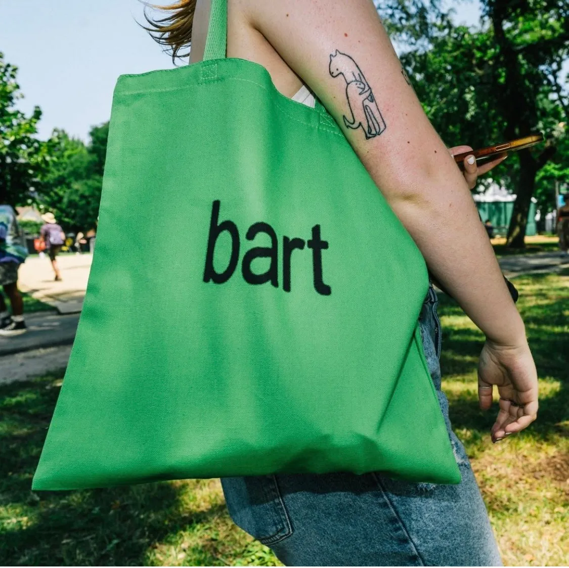 BART SUMMER TOTE BAG