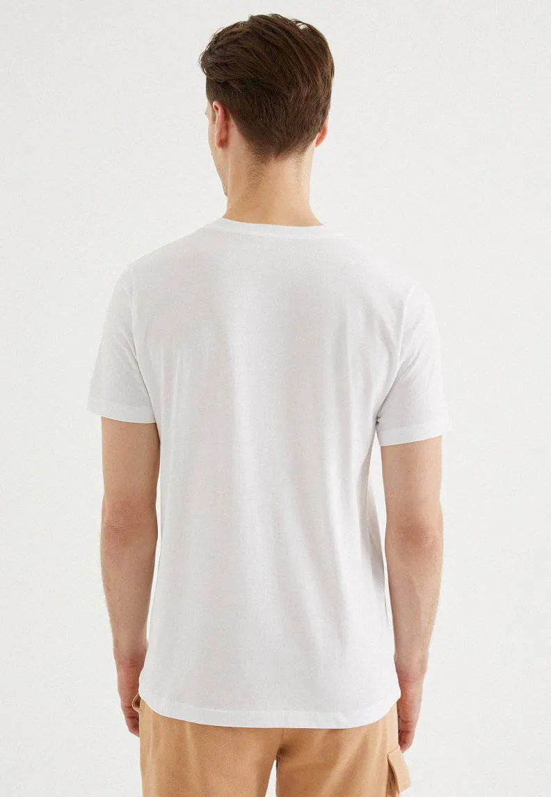 Beyaz Baskılı Bisiklet Yaka Pamuklu Regular Fit Erkek T-Shirt SAND