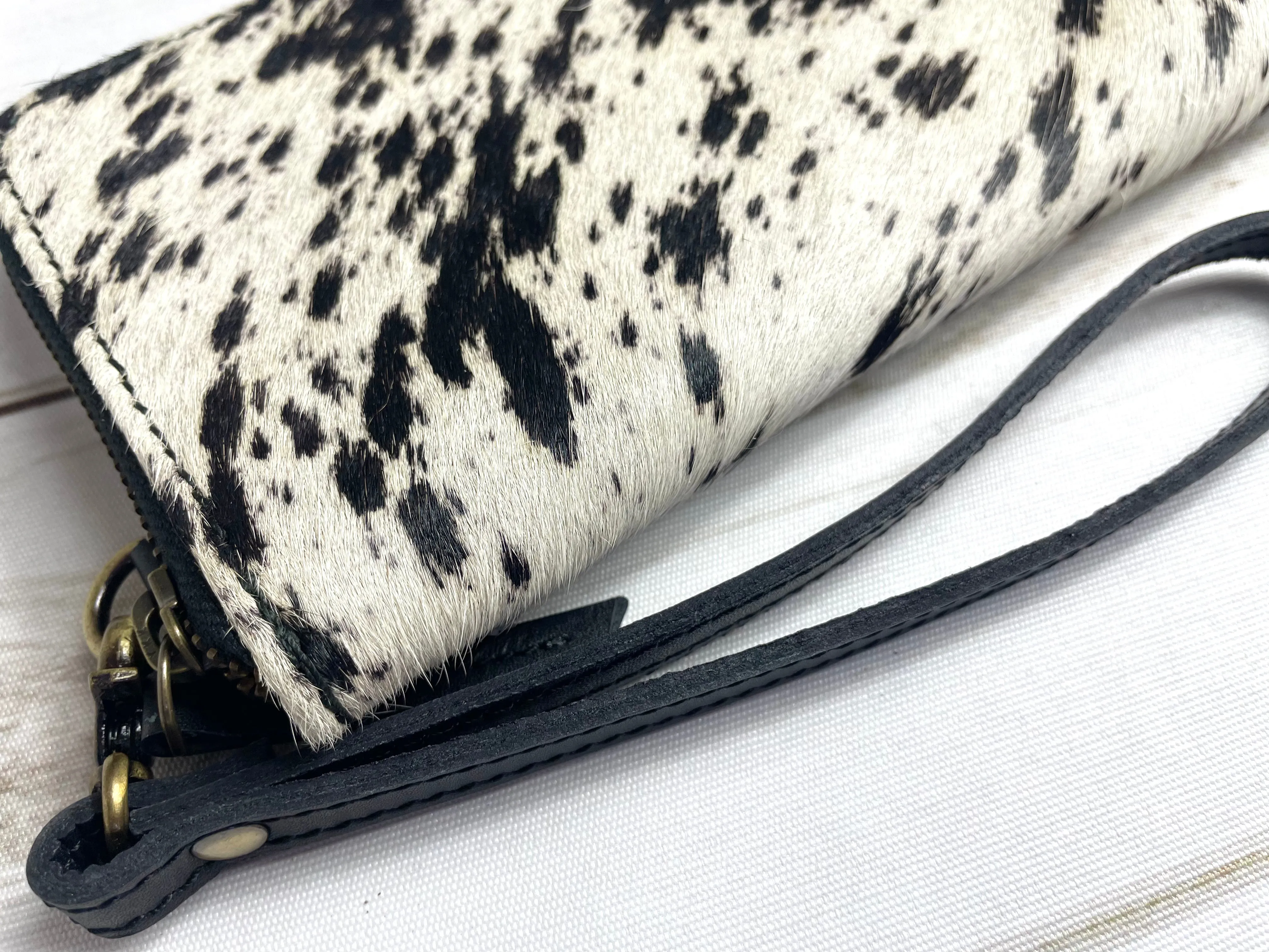 Black and White Hide Outer Wallet