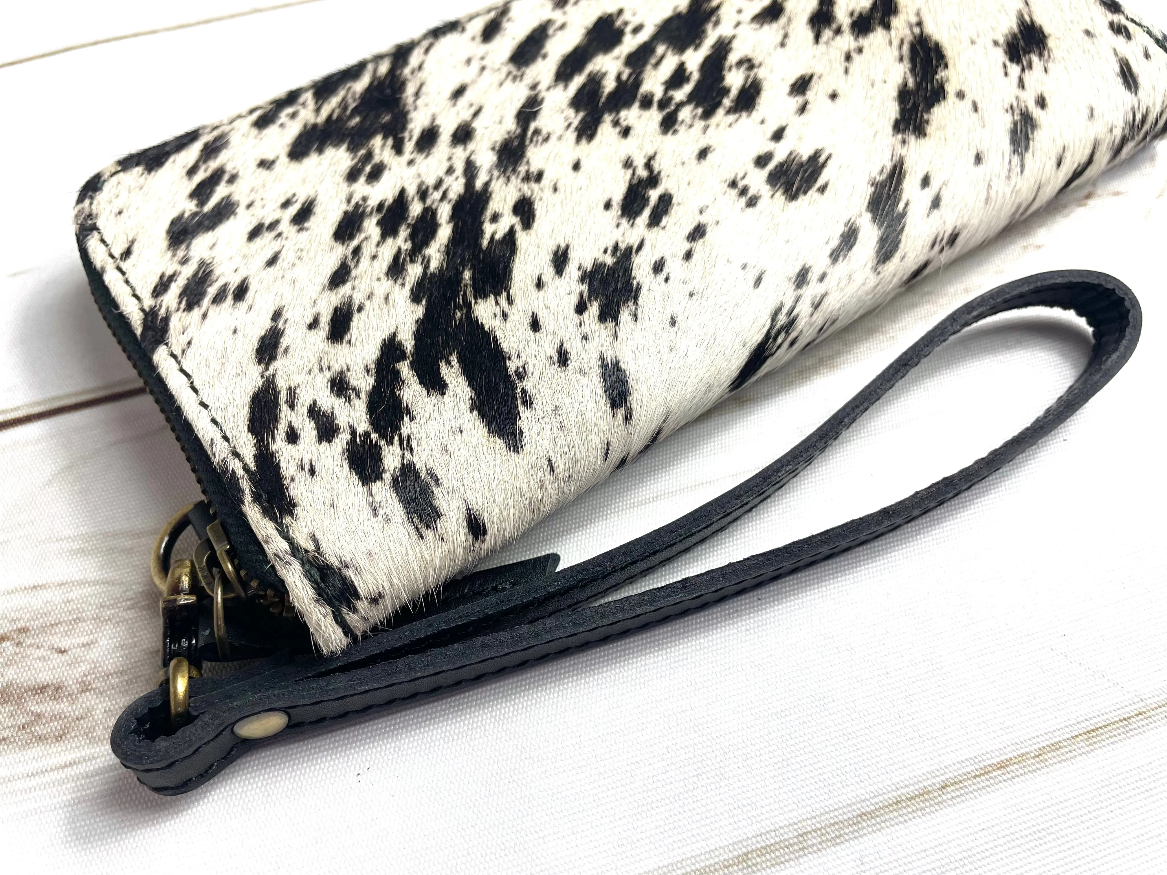 Black and White Hide Outer Wallet