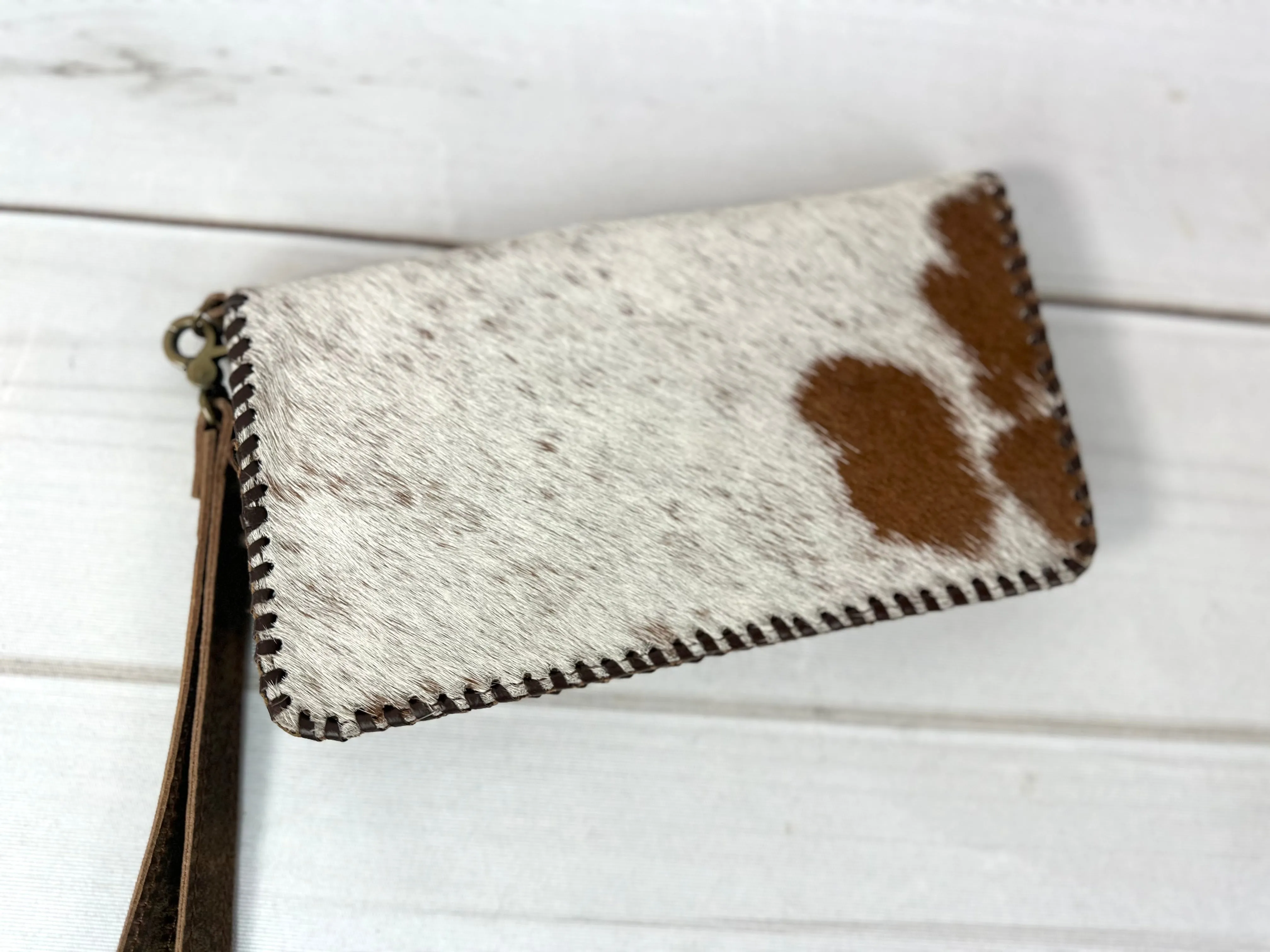 Brown Cowhide Whipstitch Leather Outer Wallet