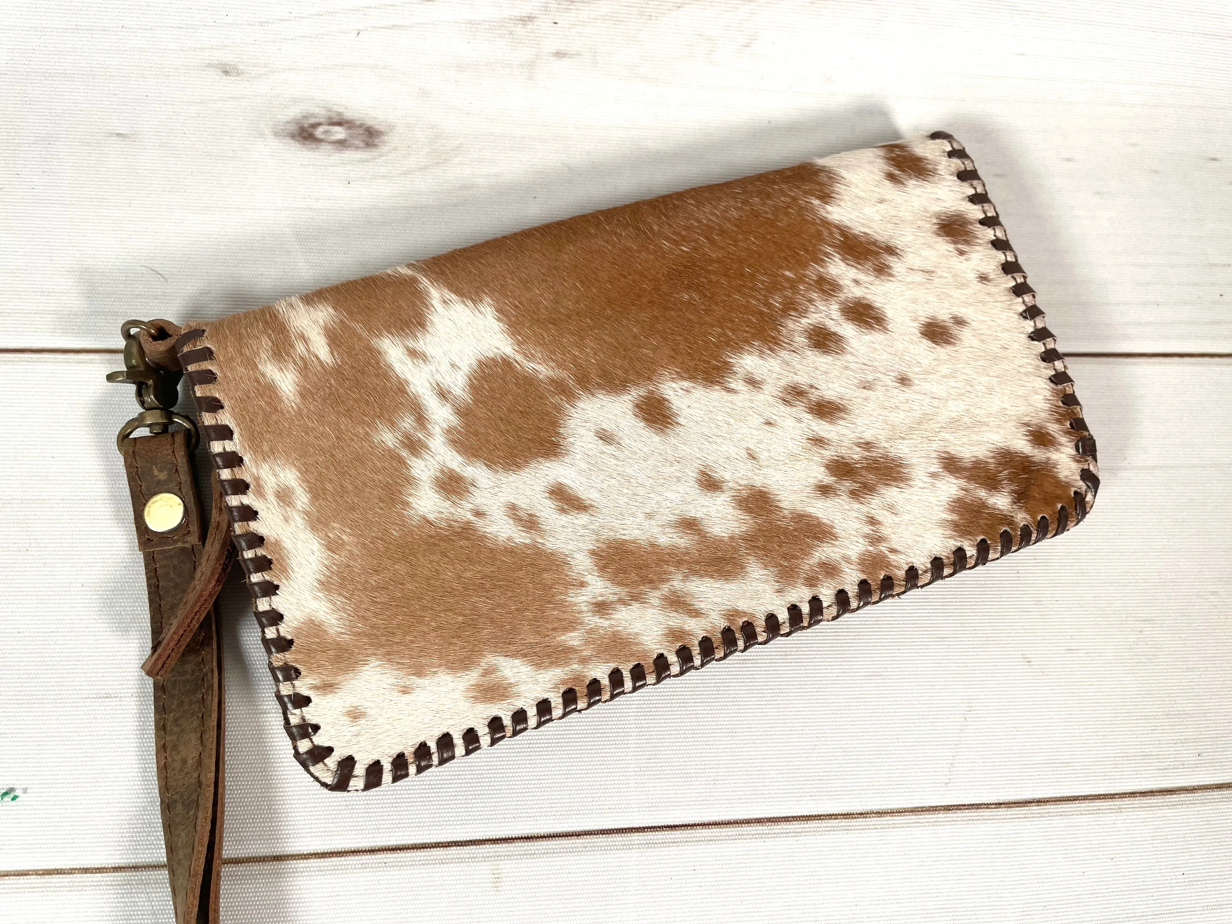 Brown Cowhide Whipstitch Leather Outer Wallet