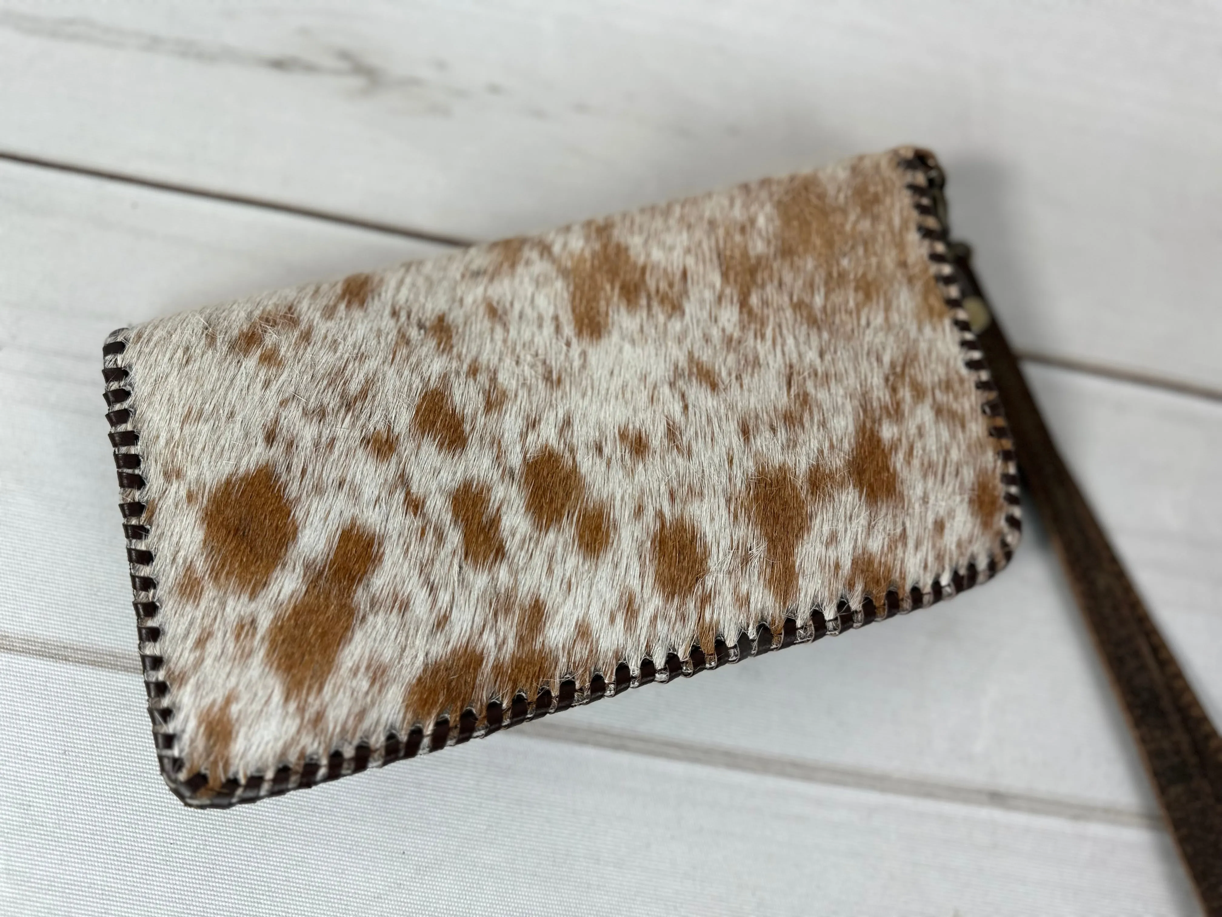 Brown Cowhide Whipstitch Leather Outer Wallet