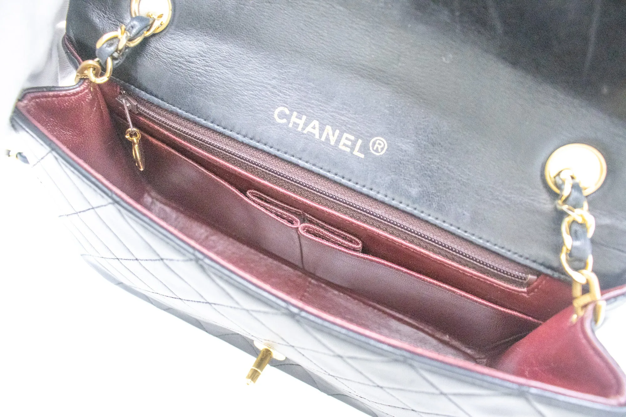 CHANEL Full Flap Chain Shoulder Bag Black Quilted Lambskin Purse j65