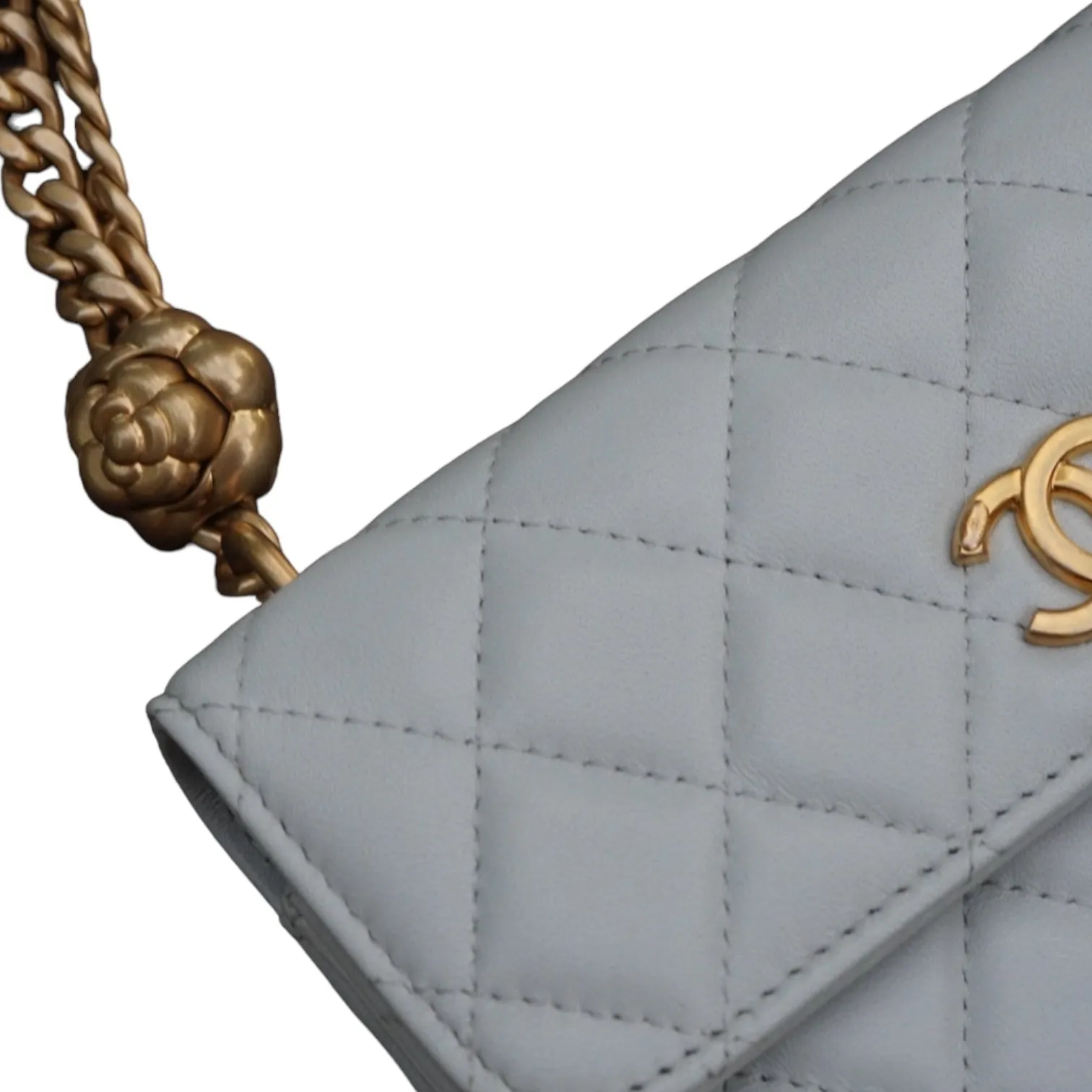 Chanel O-Porte Tel A Chaine Crush