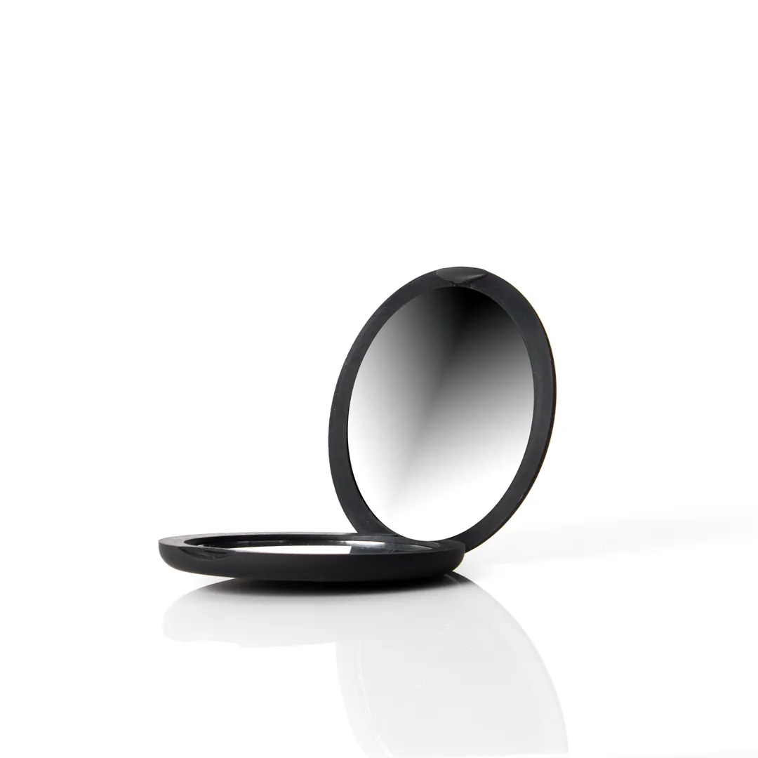 Compact Mirror