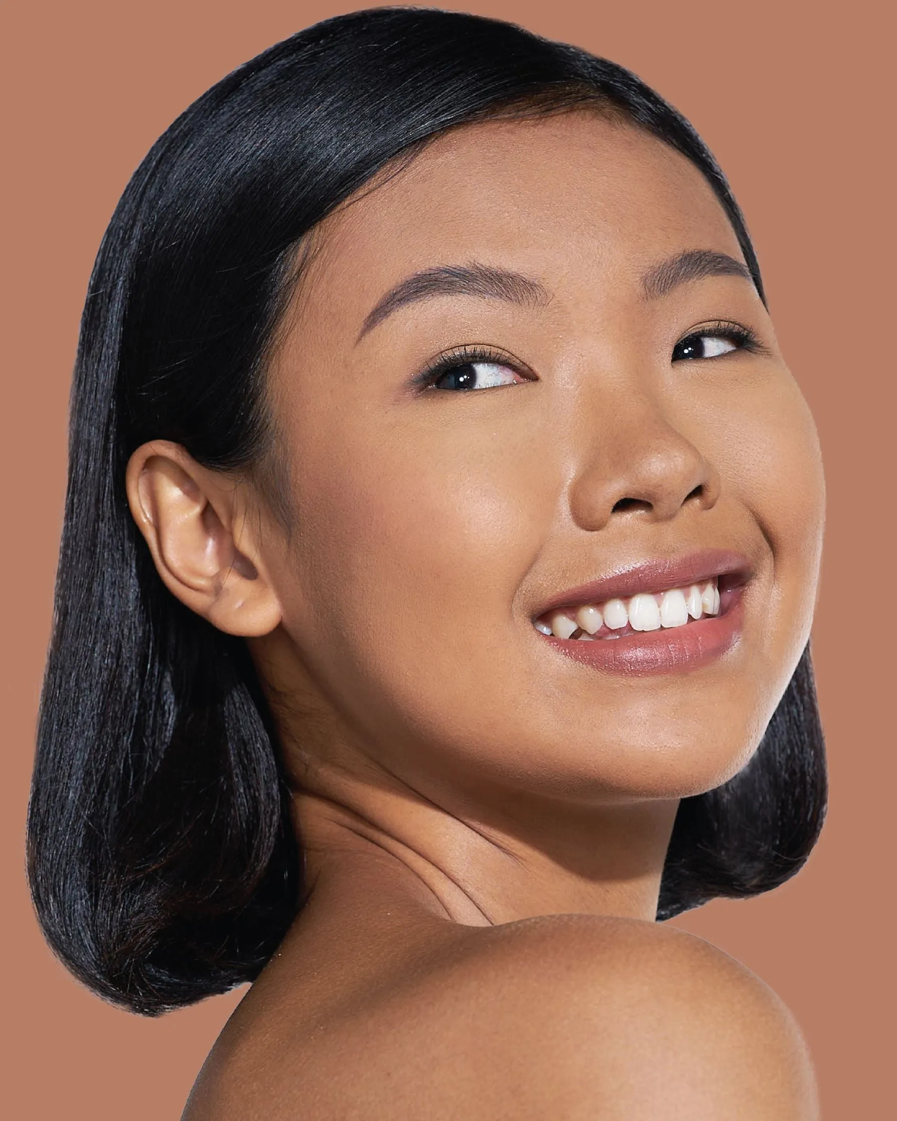 COMPACT POWDER - SAND BEIGE