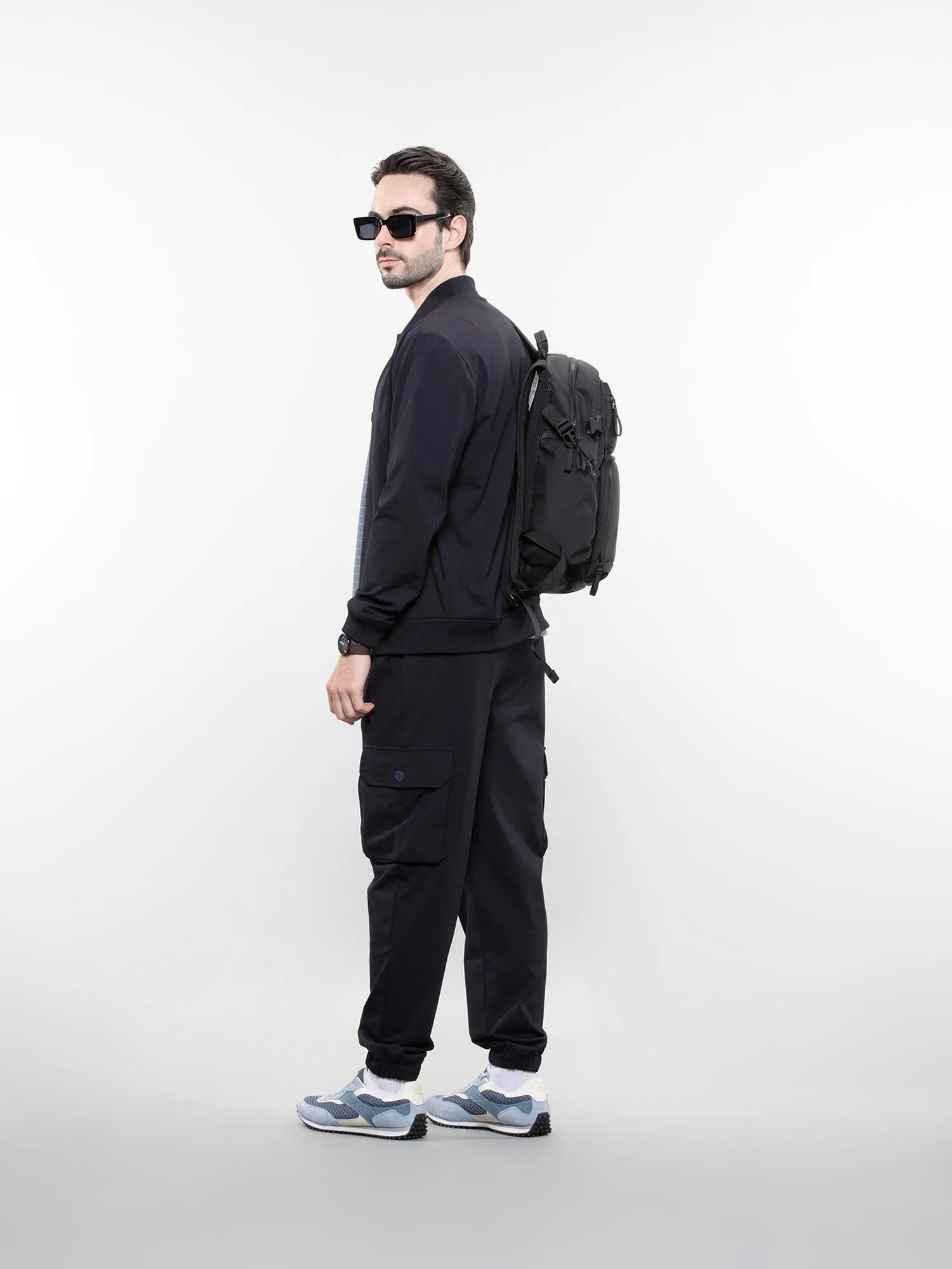 Compact traveller