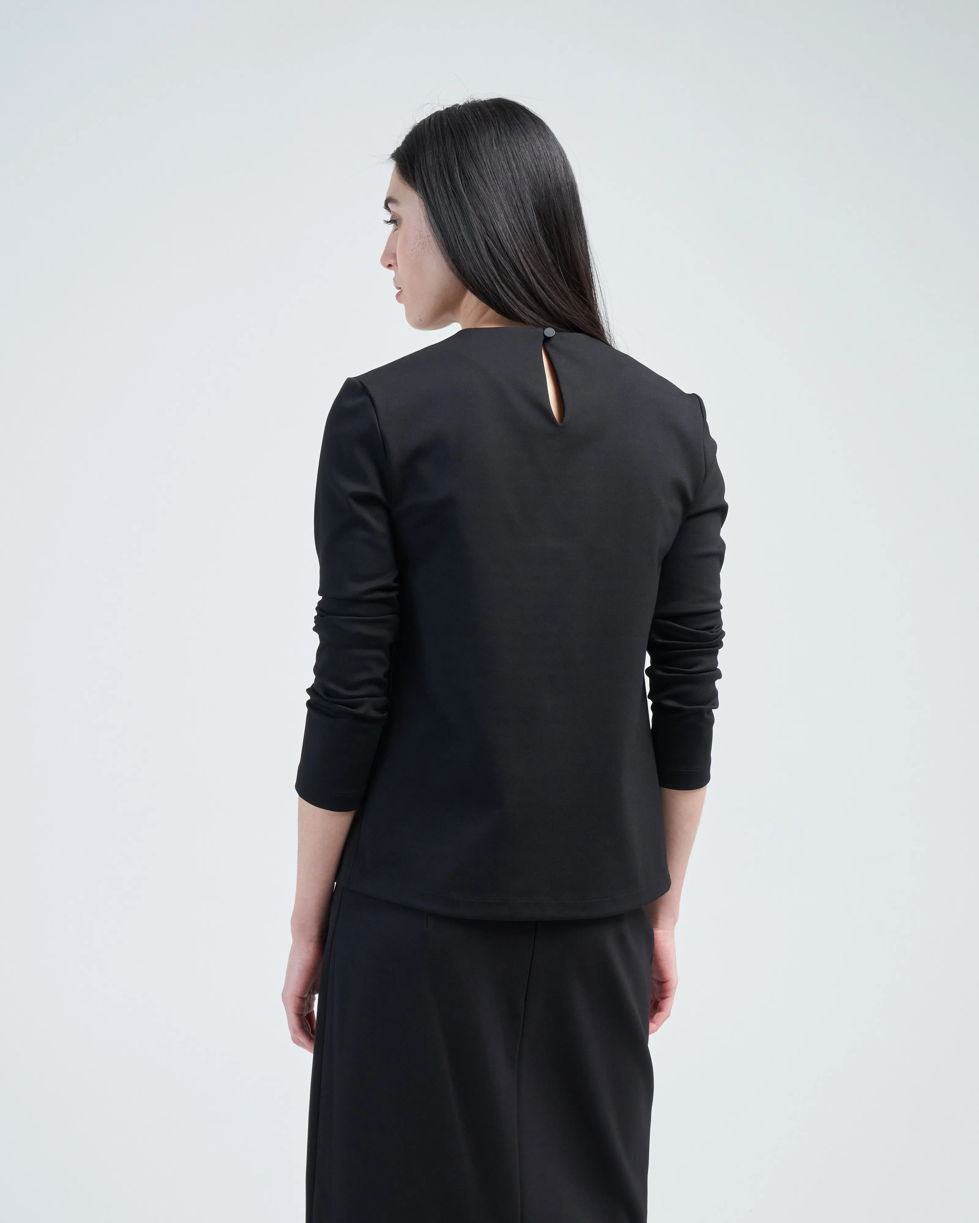 compact ultra stretch knit long sleeve slim top