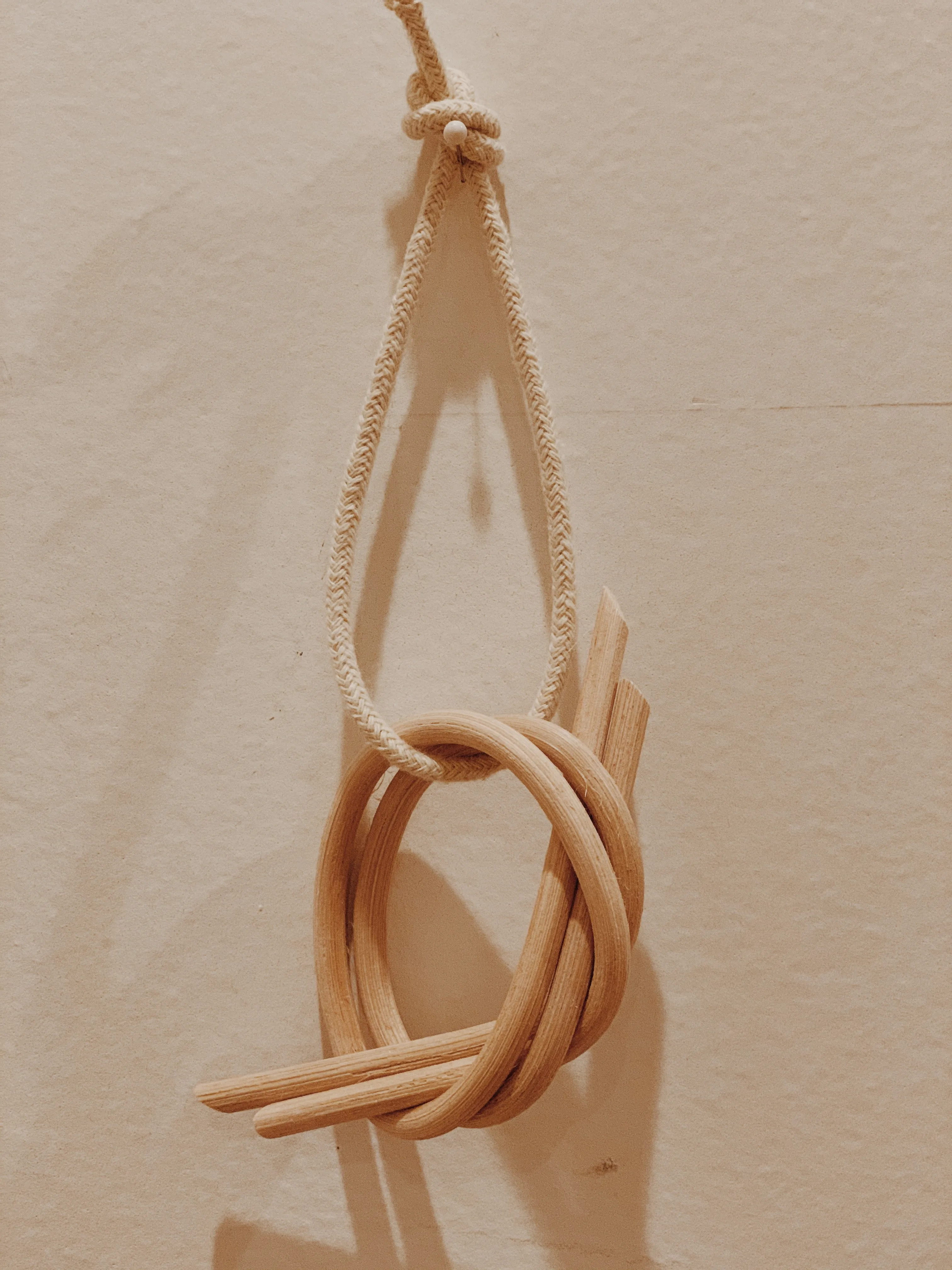Dual Knot Single Ornament