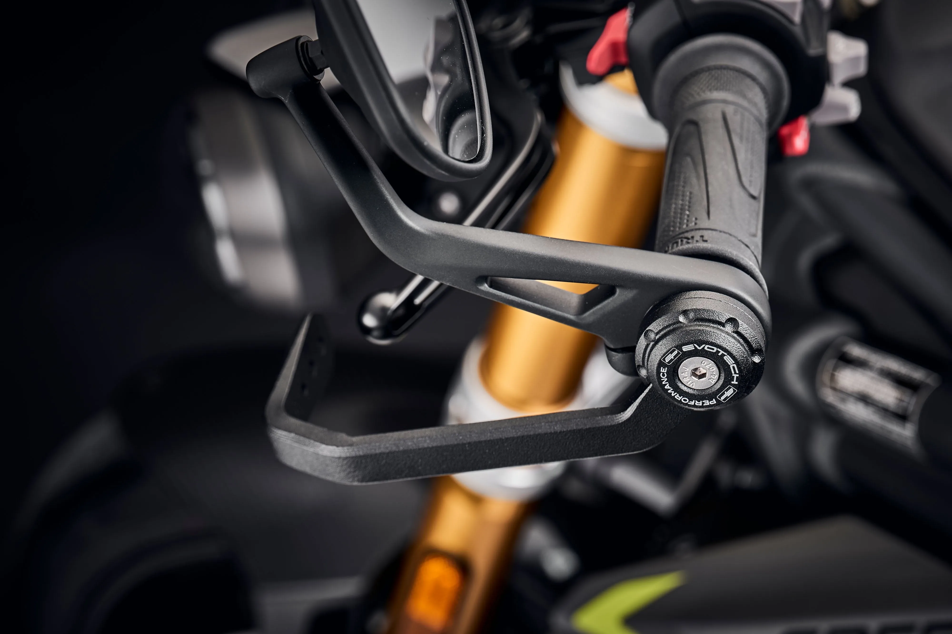 Evotech Triumph Trident Clutch Lever Protector Kit (2025 ) (Bar End Mirror Version)