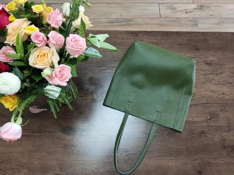 Fashion Womens Silver Leather Oversize Tote Bags Silver Shoulder Tote Bag Handbag Tote For Women