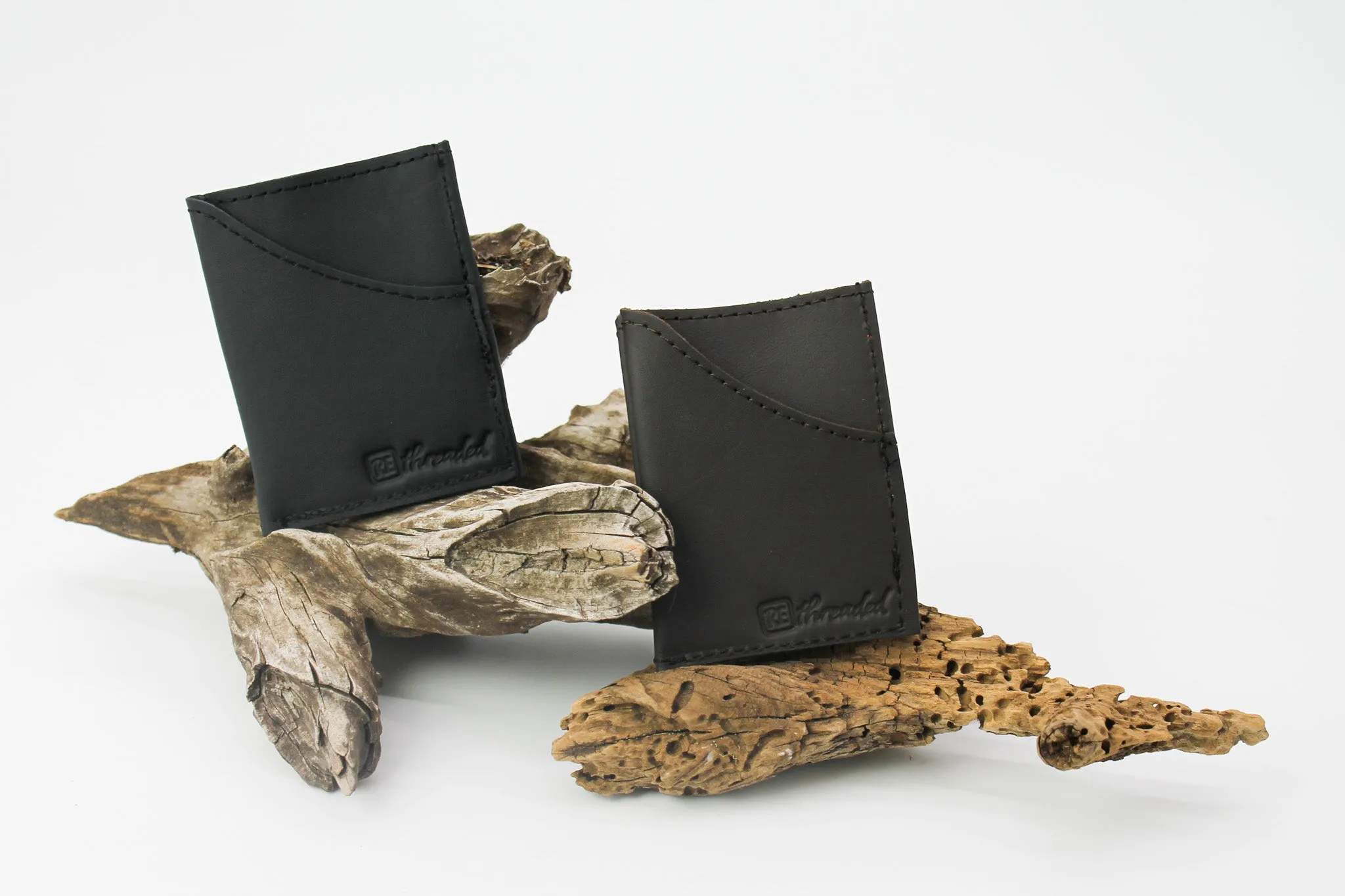 Four Pocket Wallet / Carbon Elemental