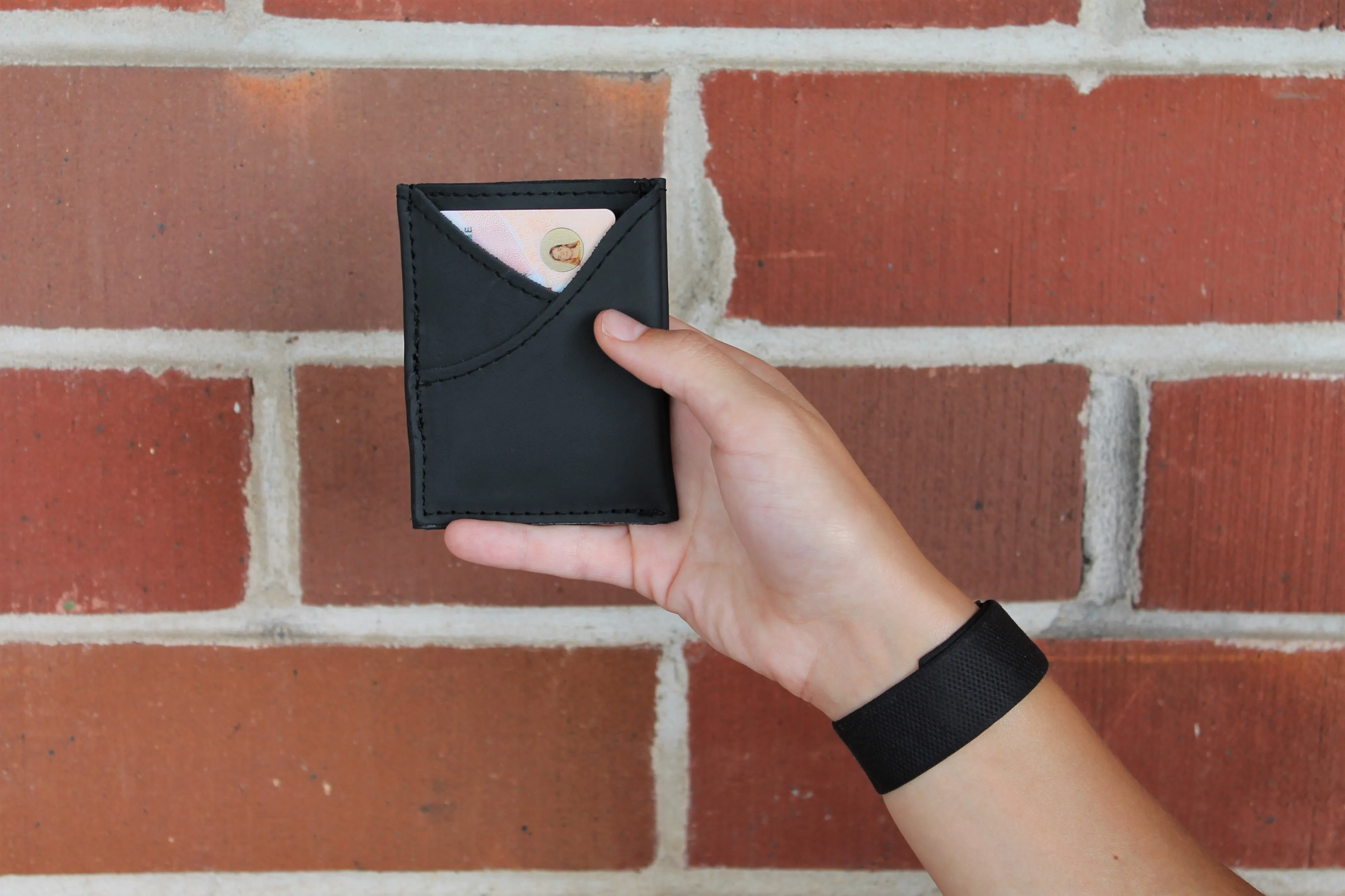 Four Pocket Wallet / Carbon Elemental