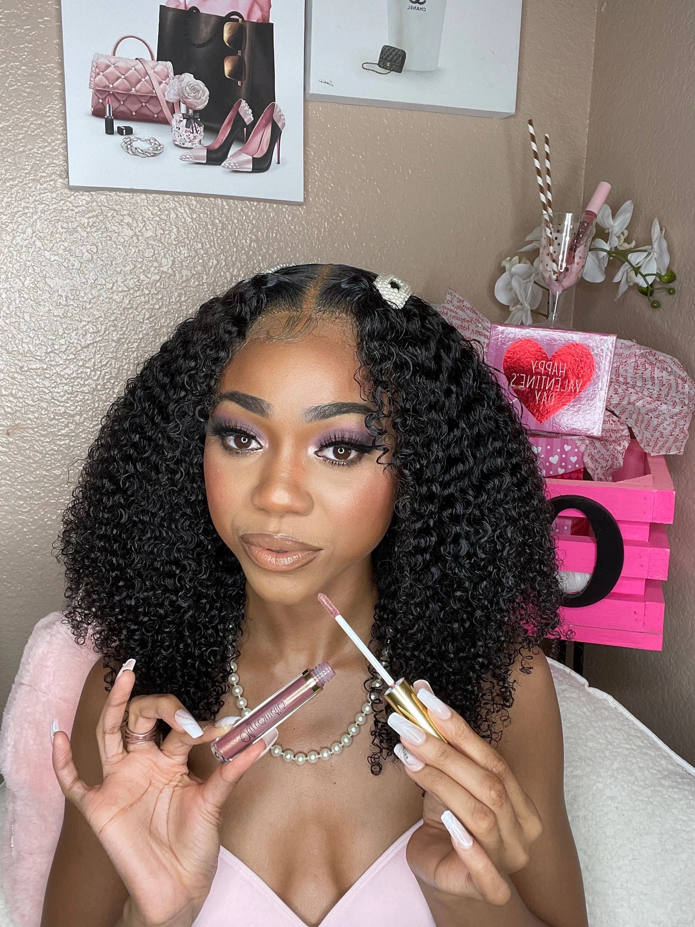 Glitter lip gloss (Matte).