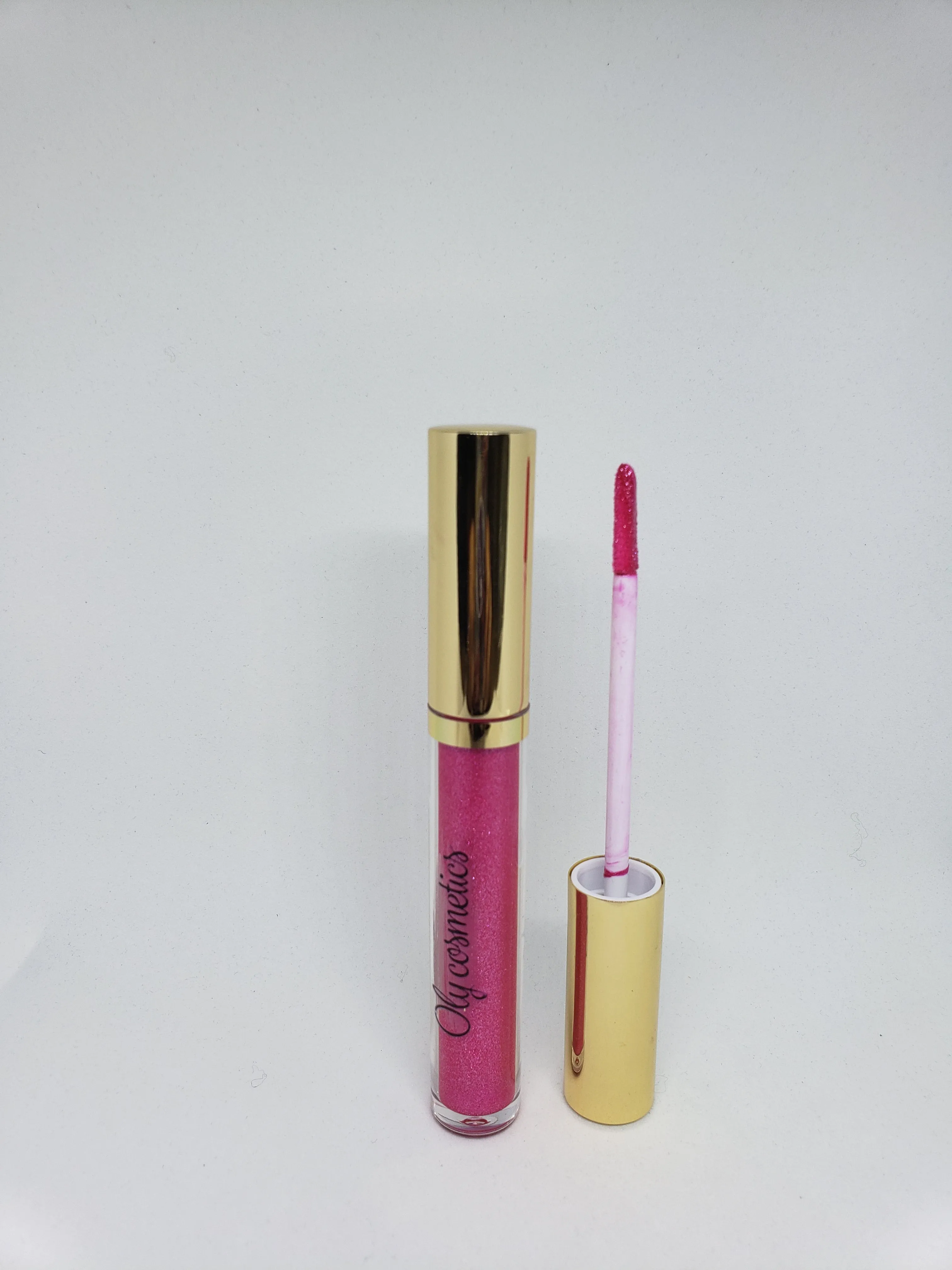 Glitter lip gloss (Matte).