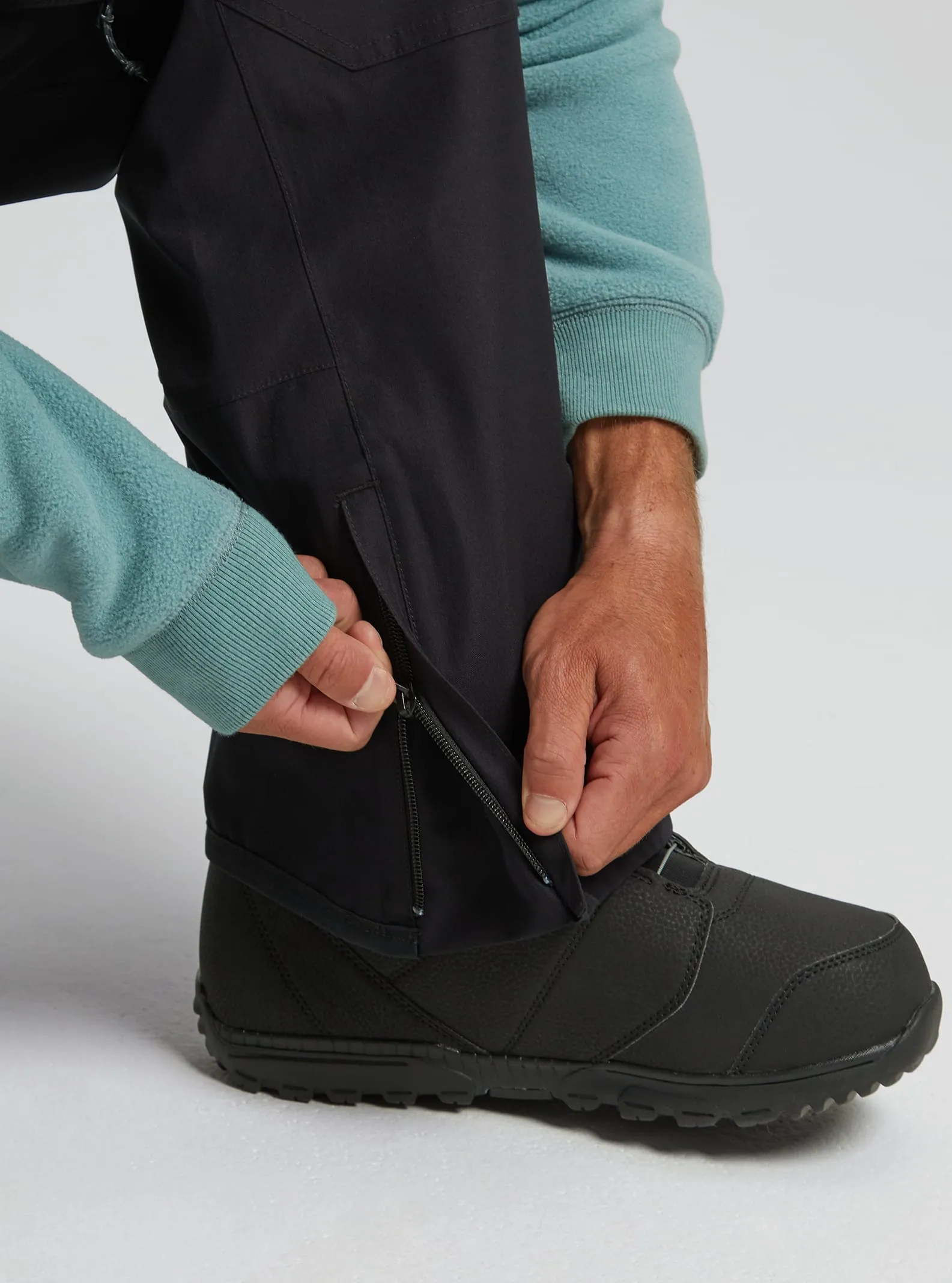 GORE-TEX Reserve Bib Snowboard Pant 2022