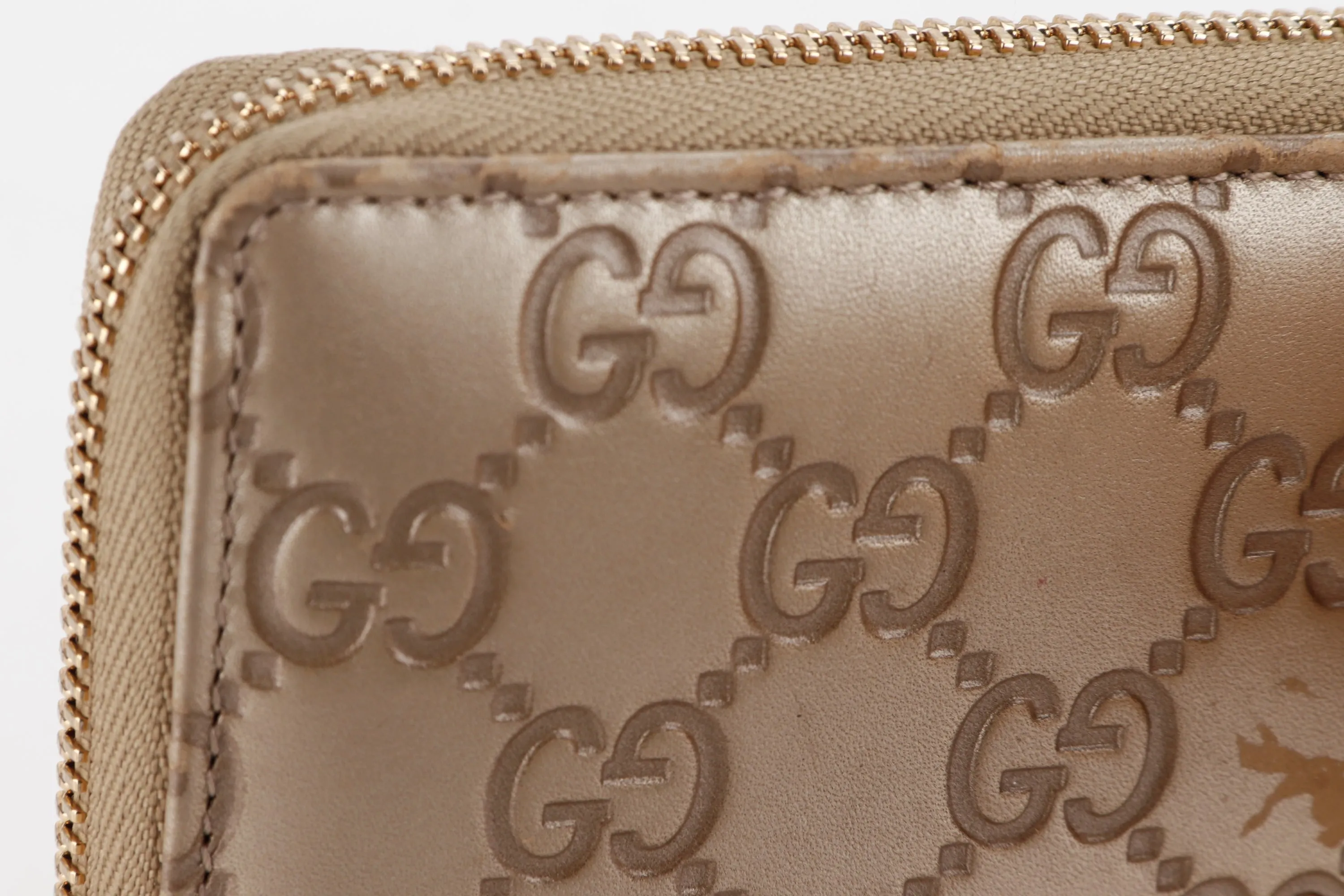 GUCCI 282247 534633 GUCCISSIMA METALLIC LEATHER LONG ZIP WALLET GOLD HARDWARE, NO DUST COVER & BOX