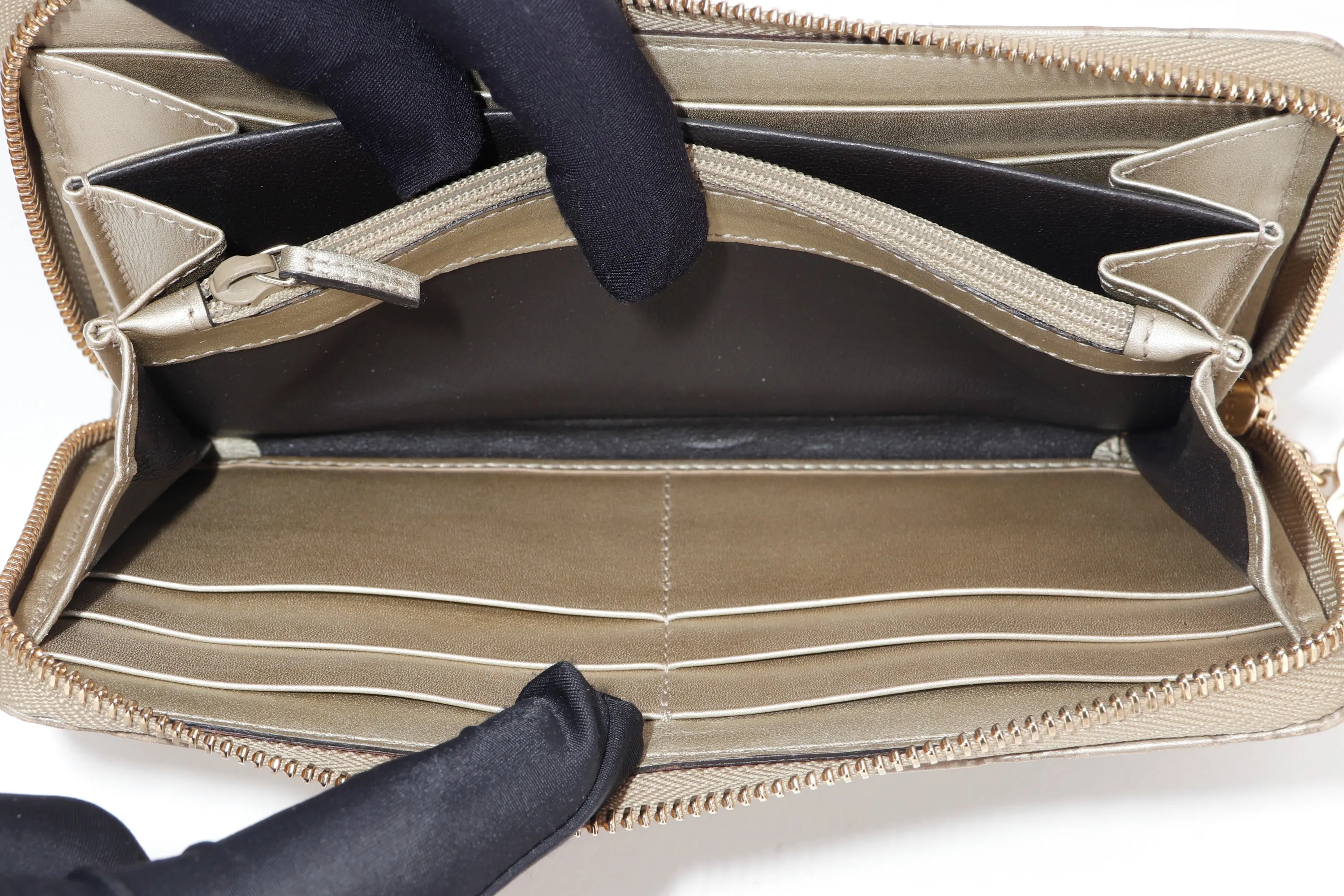 GUCCI 282247 534633 GUCCISSIMA METALLIC LEATHER LONG ZIP WALLET GOLD HARDWARE, NO DUST COVER & BOX
