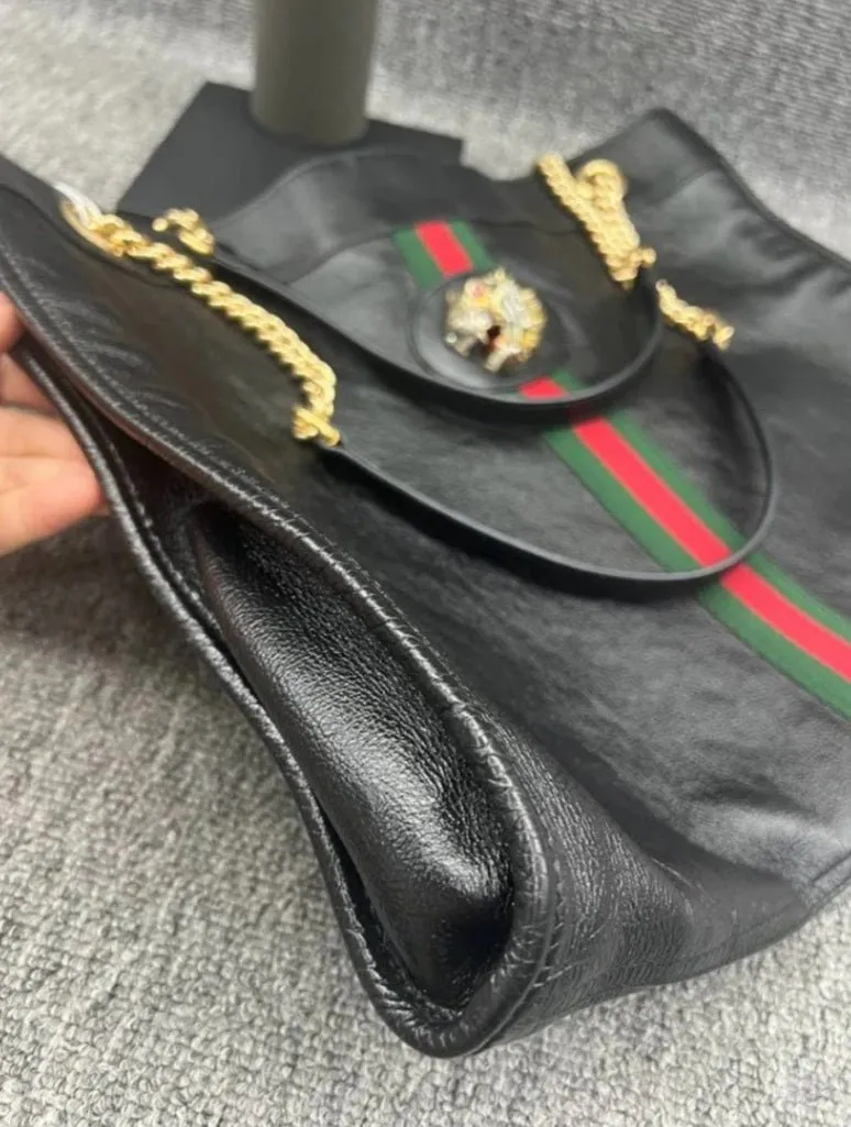 Gucci Black Supreme Leather Shoulder Bag