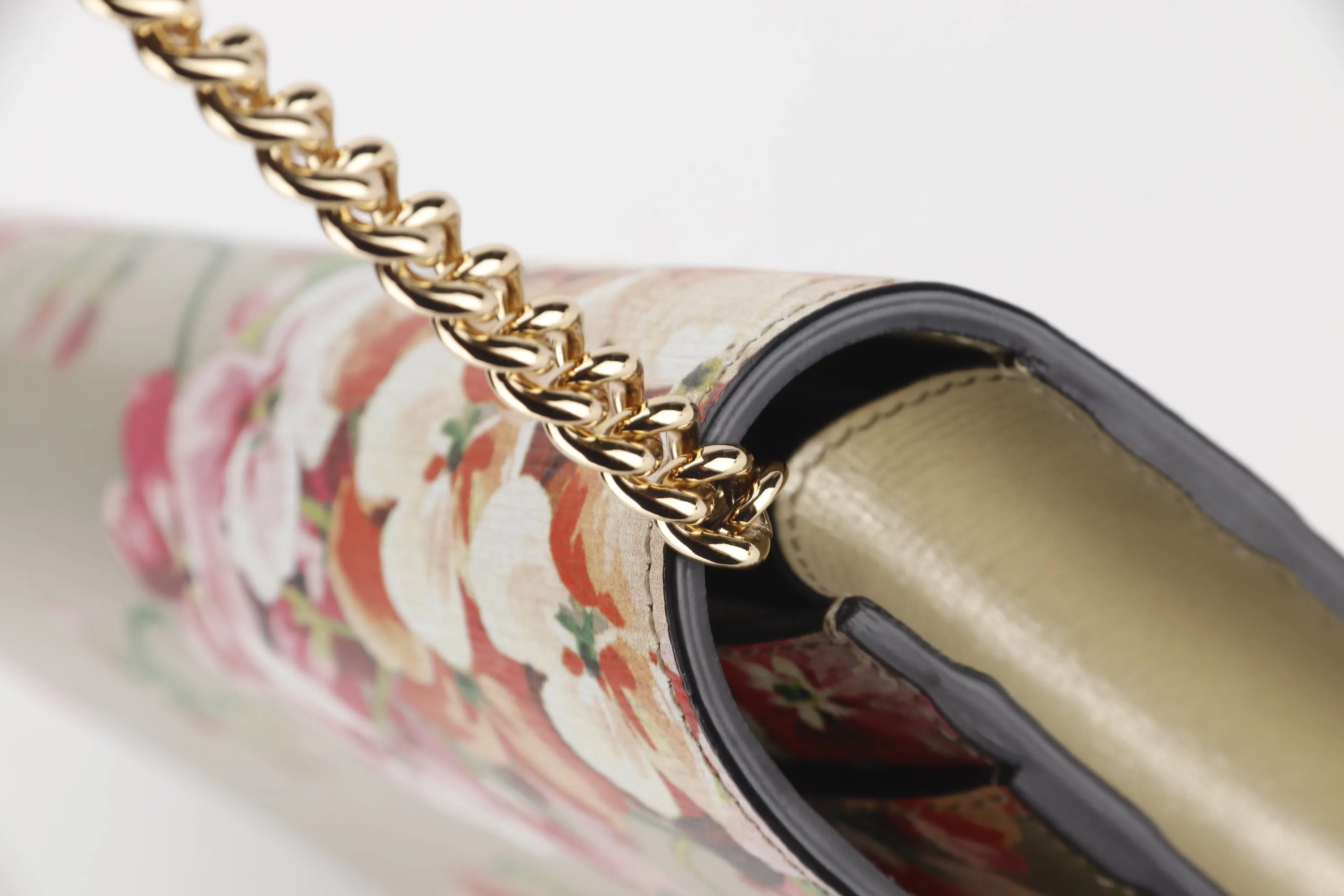 GUCCI BLOOM CHAIN WALLET (410114 493075) METALLIC GOLD LEATHER GOLD HARDWARE, NO DUST COVER & BOX