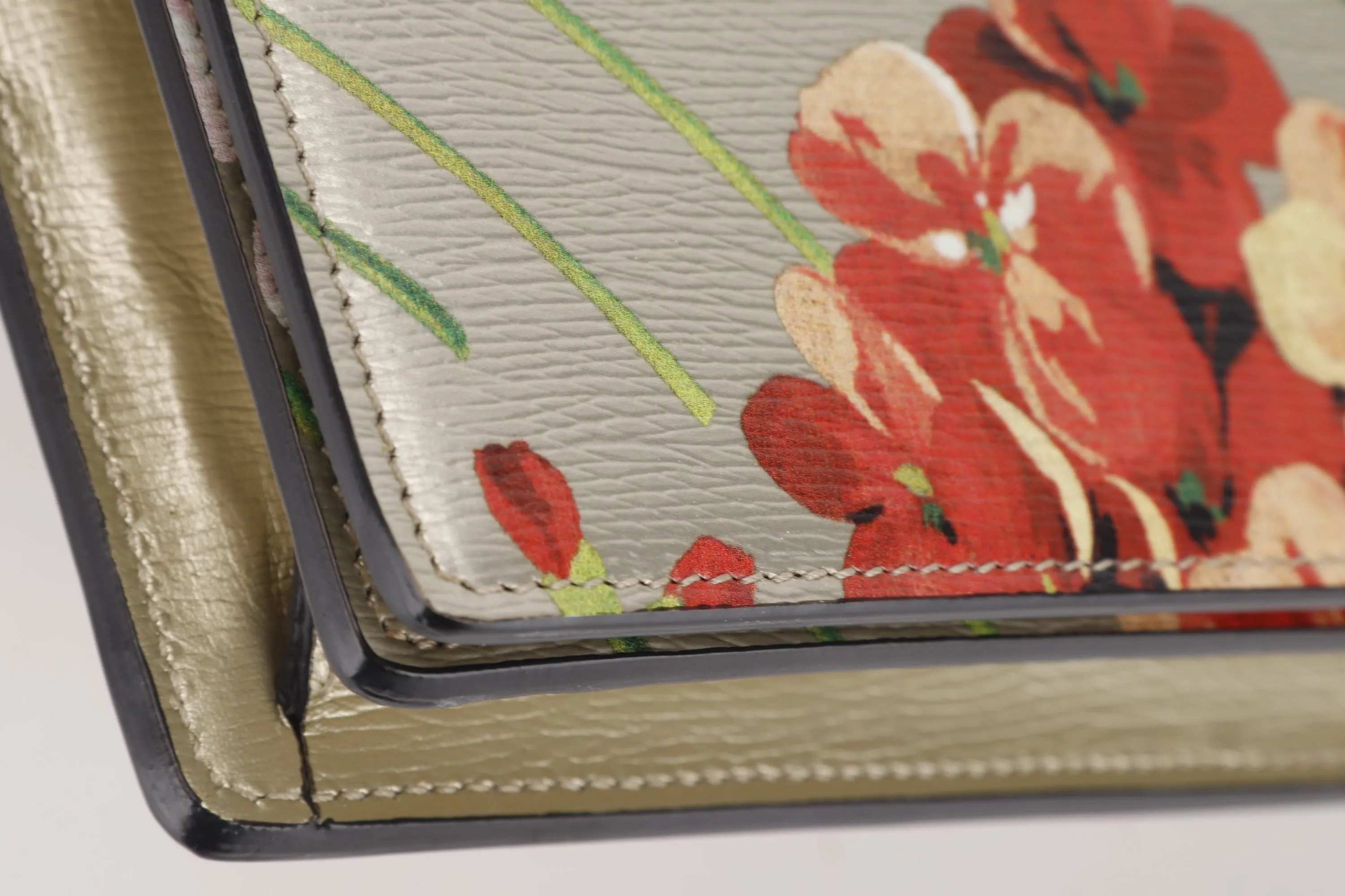 GUCCI BLOOM CHAIN WALLET (410114 493075) METALLIC GOLD LEATHER GOLD HARDWARE, NO DUST COVER & BOX