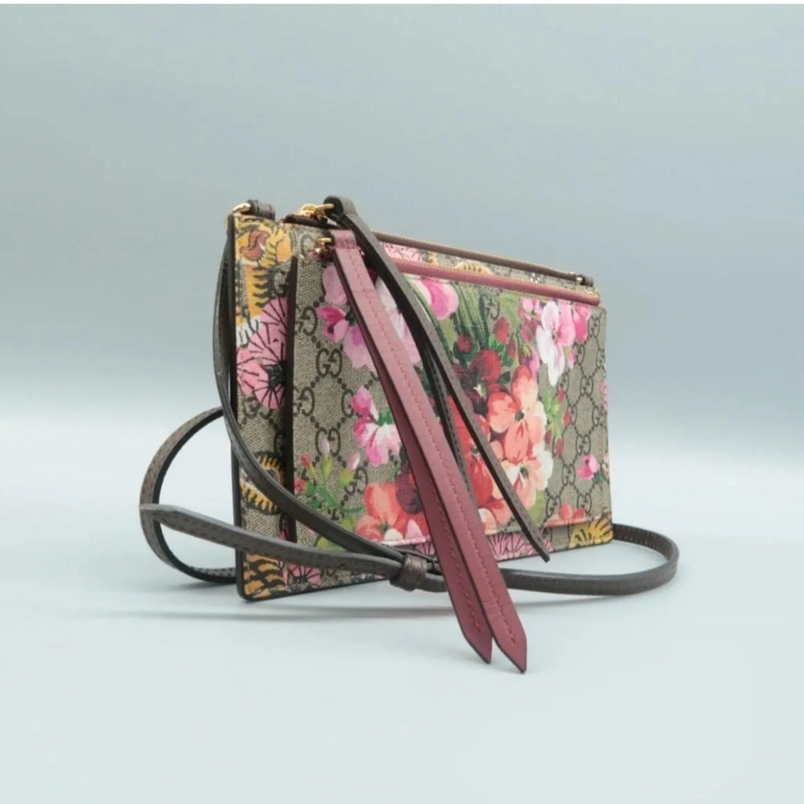 GUCCI Brown W/P Canvas Shoulder Bag