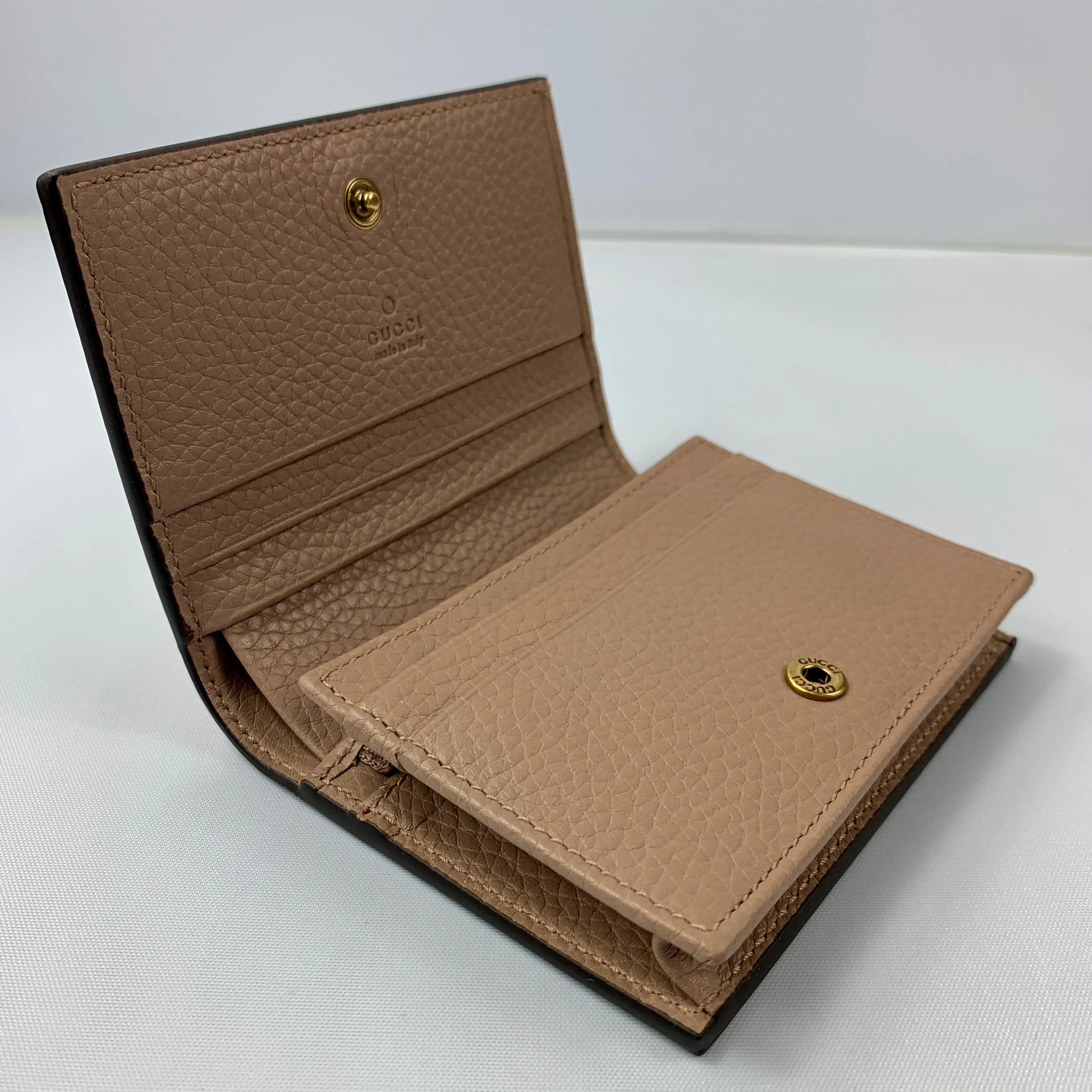 Gucci Cellarius Blind for Love Mini Wallet in Violet