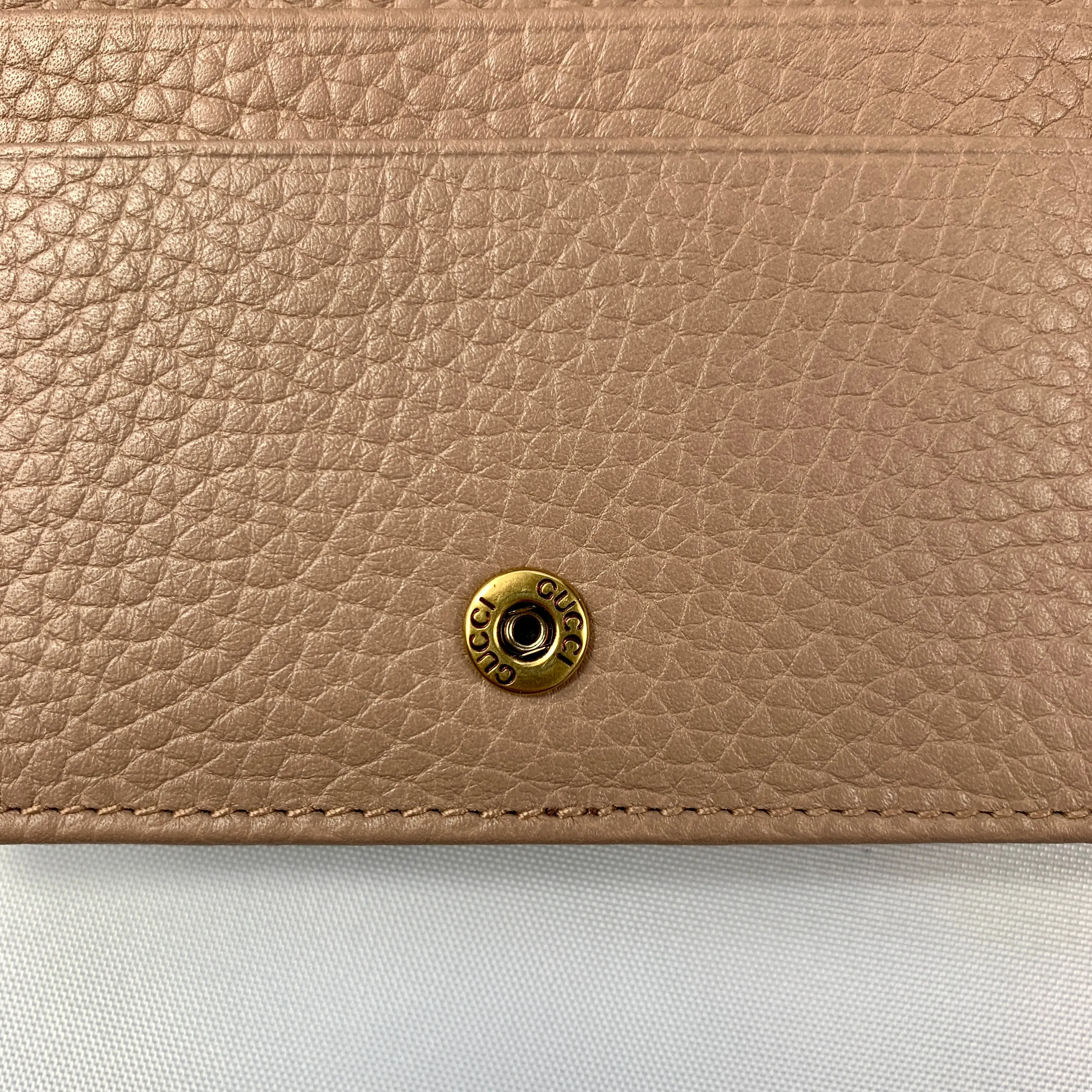Gucci Cellarius Blind for Love Mini Wallet in Violet