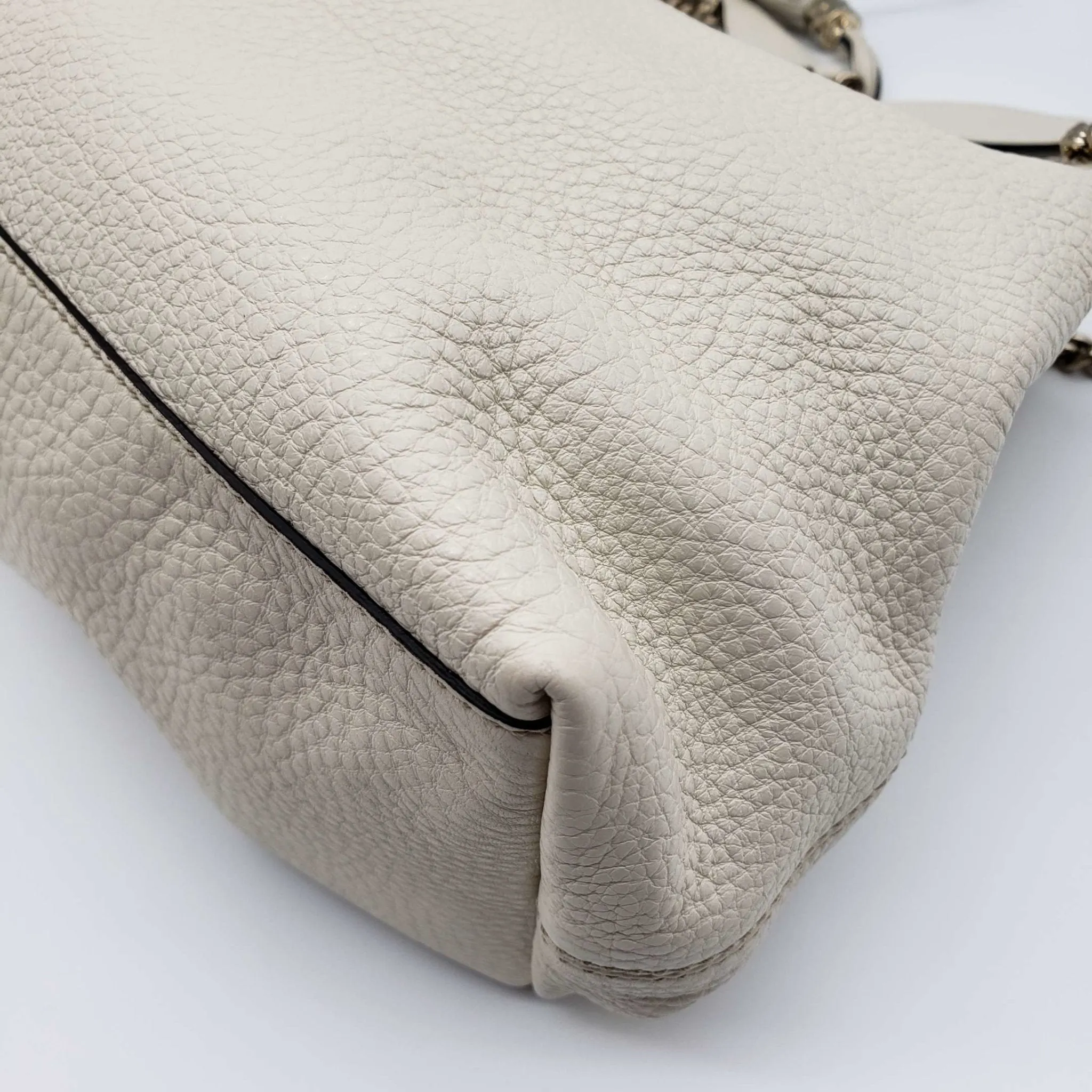 Gucci GG Soho on Chain Medium White Shoulder Bag