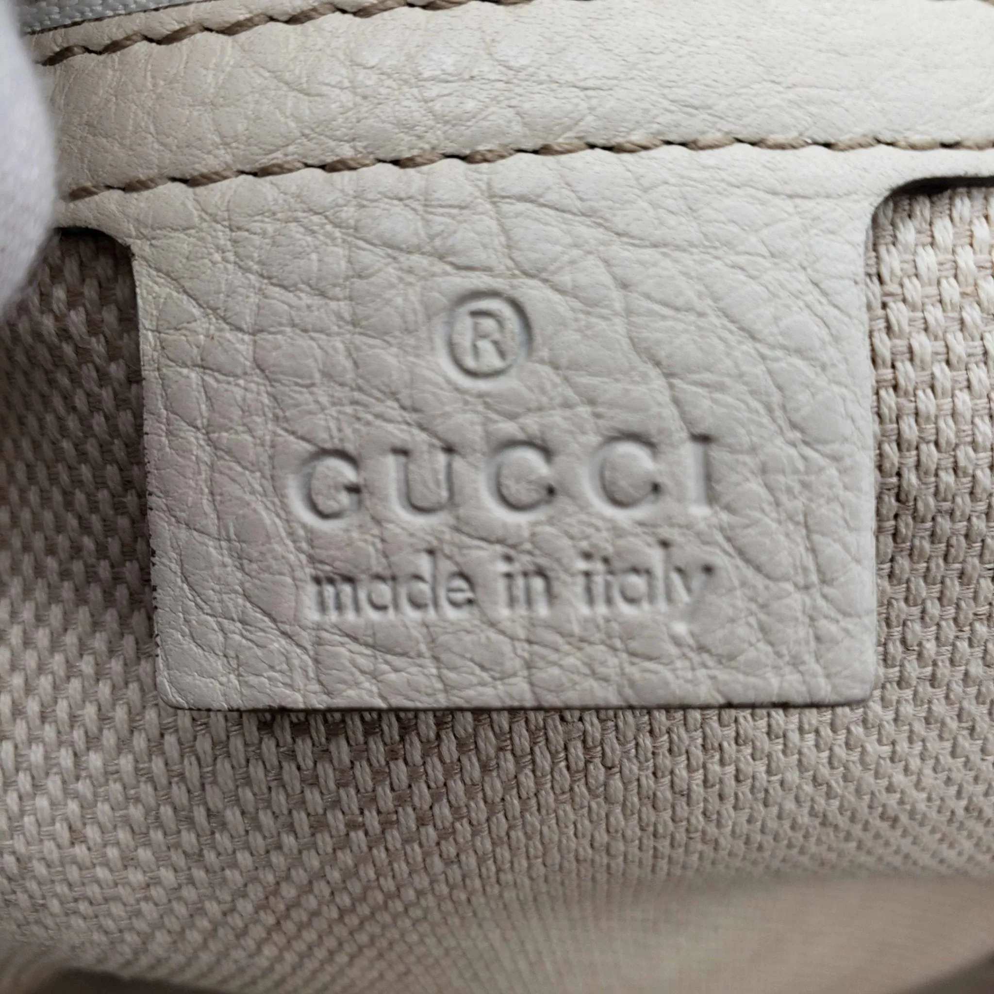 Gucci GG Soho on Chain Medium White Shoulder Bag