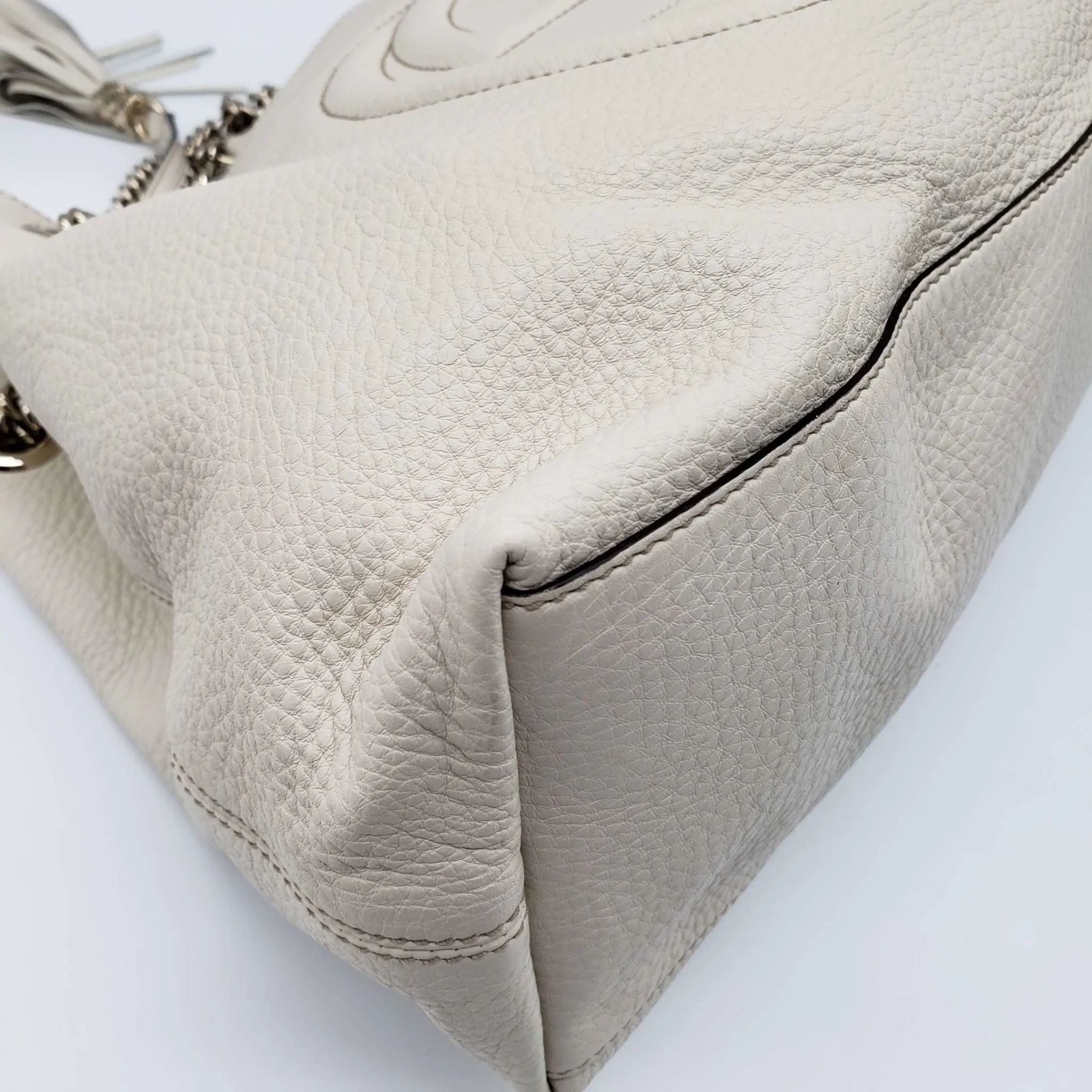 Gucci GG Soho on Chain Medium White Shoulder Bag