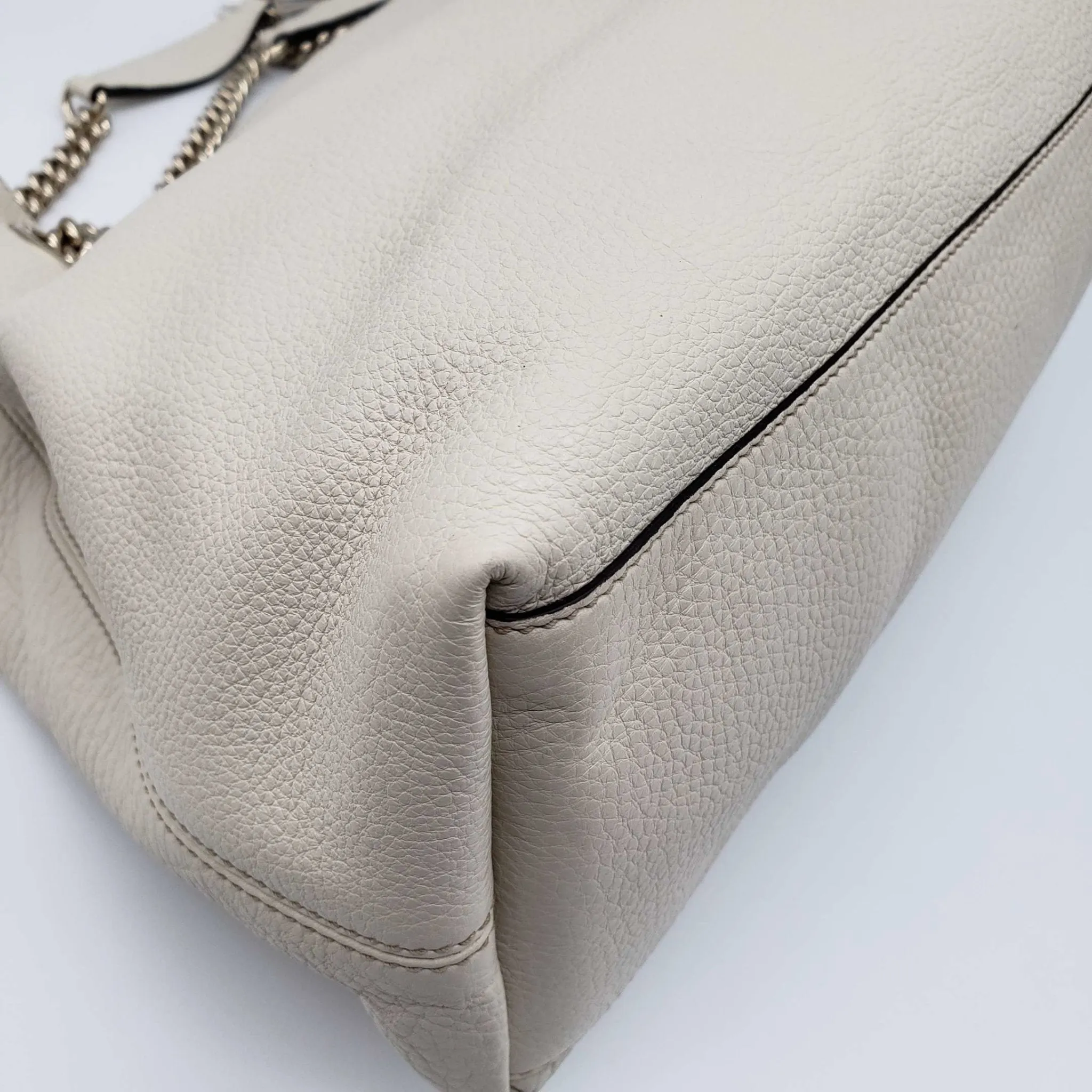 Gucci GG Soho on Chain Medium White Shoulder Bag