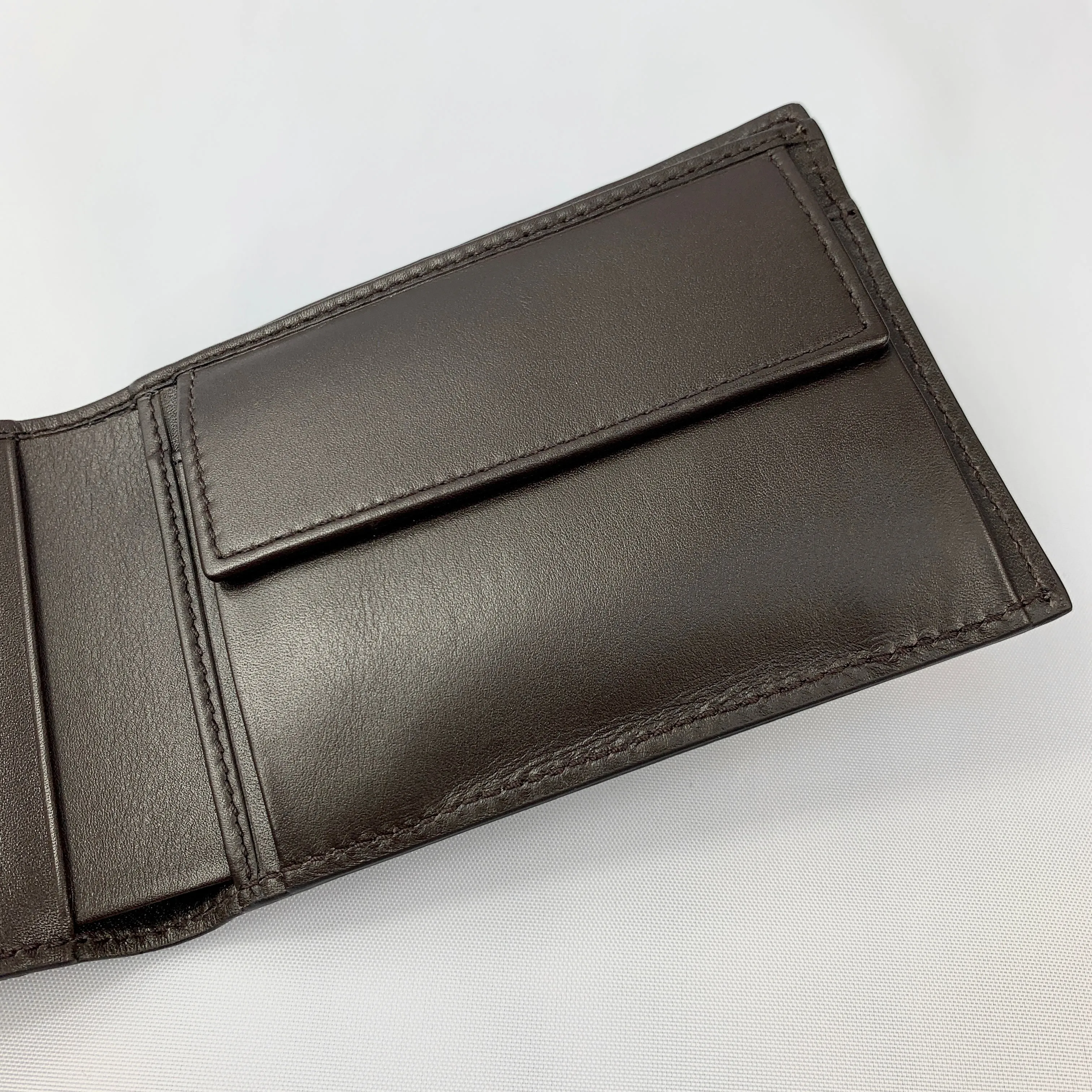 Gucci Microguccissima Men’s Bi-Fold Wallet in T. Moro