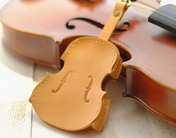 Handmade Leather Cute Violin Keyring Keychain Women Personalized Monogrammed Gift Custom Wallet Women Keyring Keychain