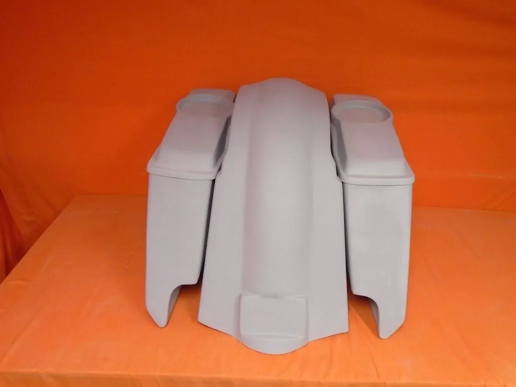 Harley Davidson 5" Heritage Softail Extended Saddlebags 6 x 9 Speaker Lids   Fender Dual Cutouts