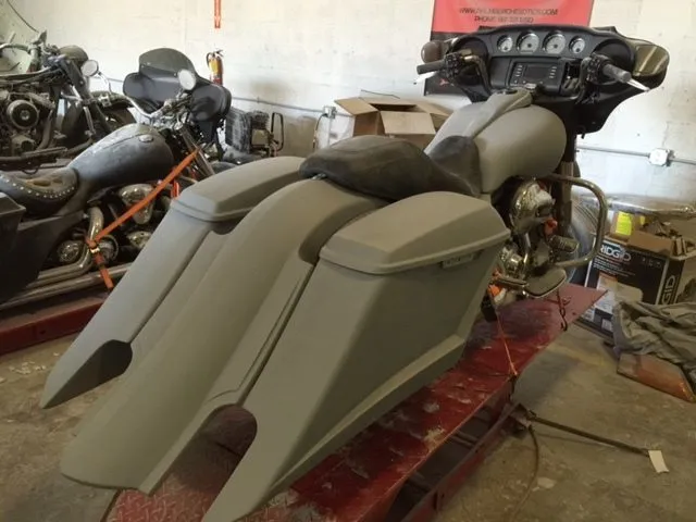 Harley Davidson 6" Trendsetter Extended Saddlebag Fender Kit - Dual Cut Outs Dual 6.5" Speaker Lids / 2014 - 2023
