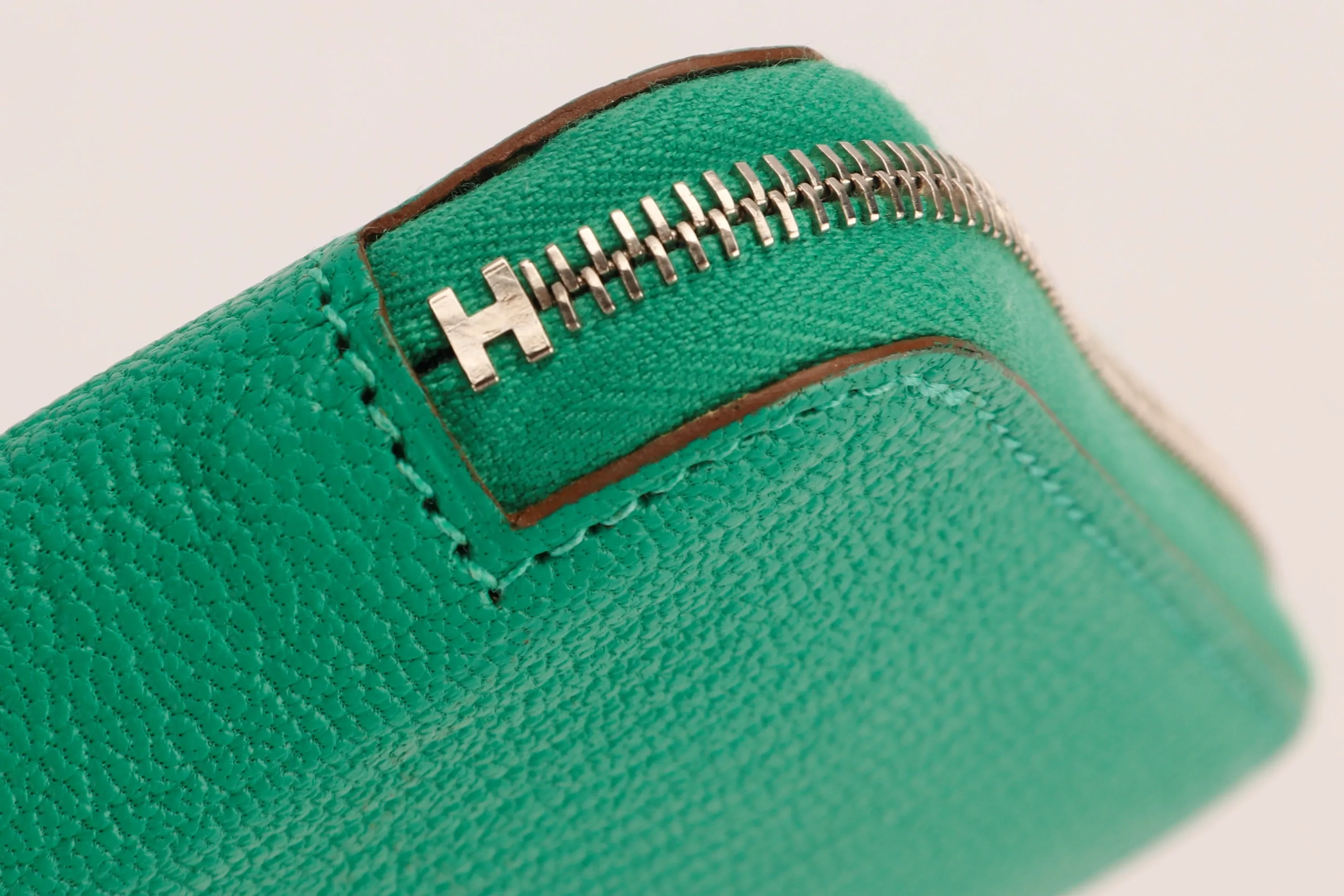 HERMES AZAP WALLET (STAMP R) GREEN MENTHE CHEVRE LEATHER, WITH DUST COVER & BOX