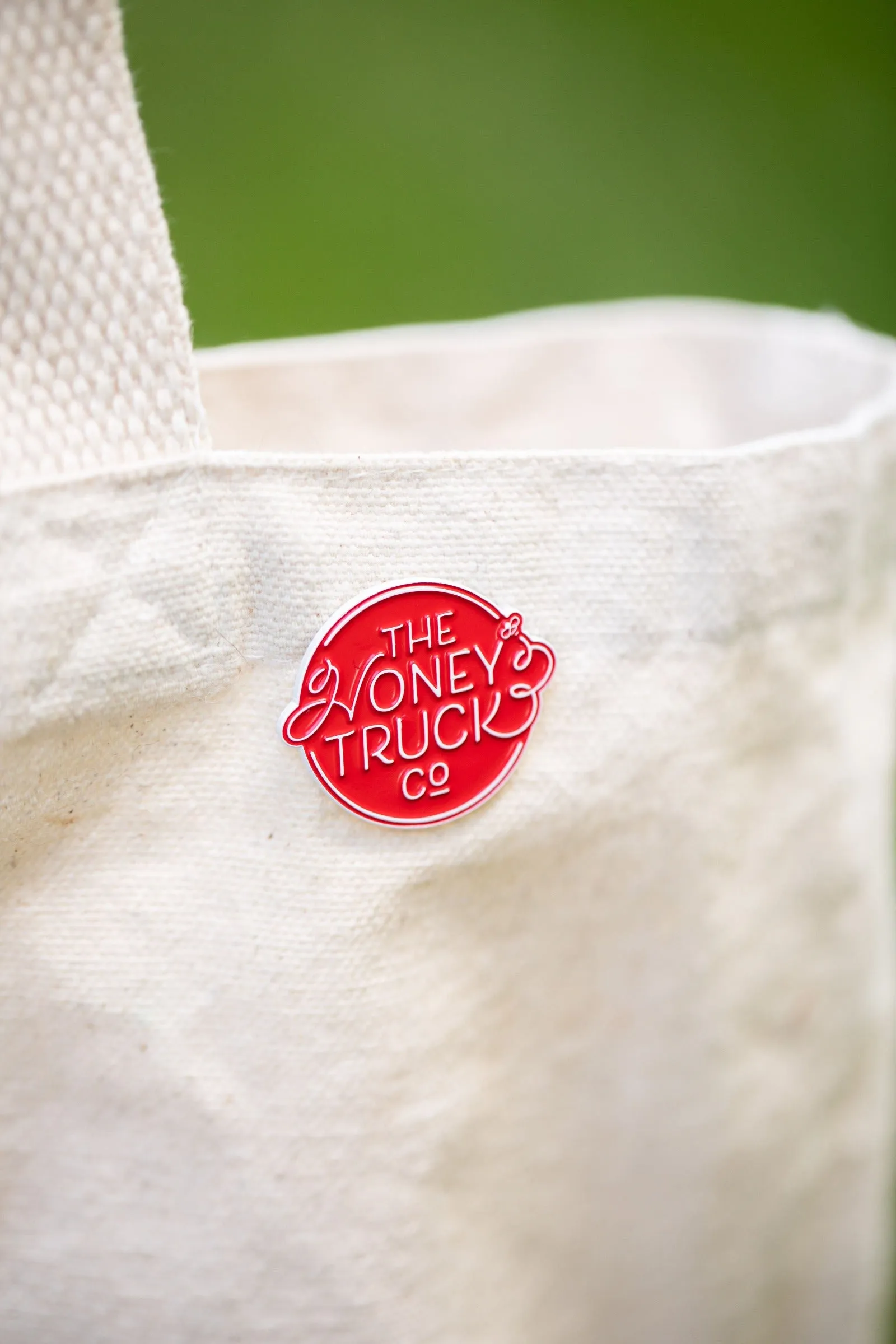 Logo Pin