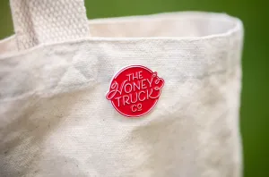 Logo Pin