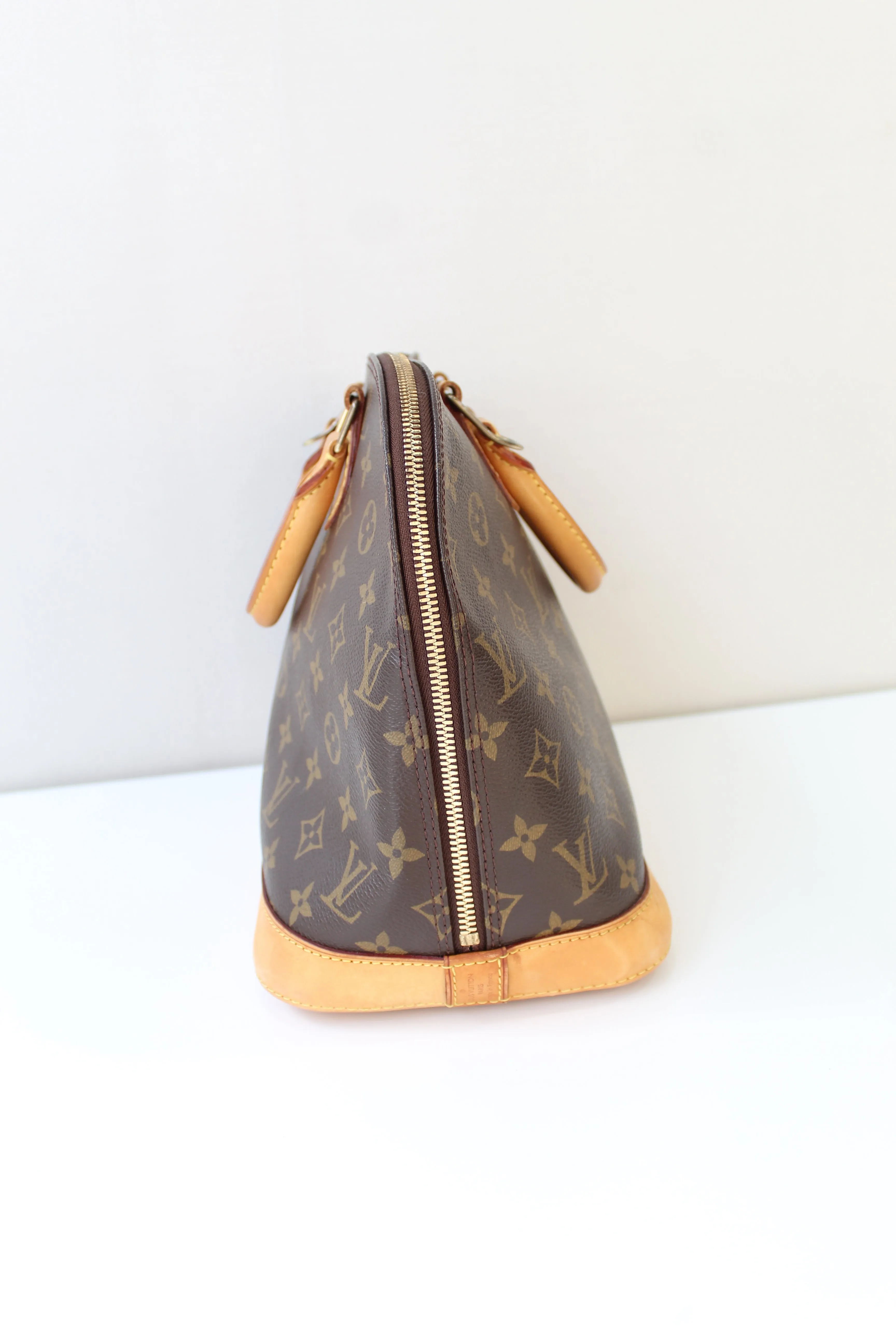 Louis Vuitton Alma PM